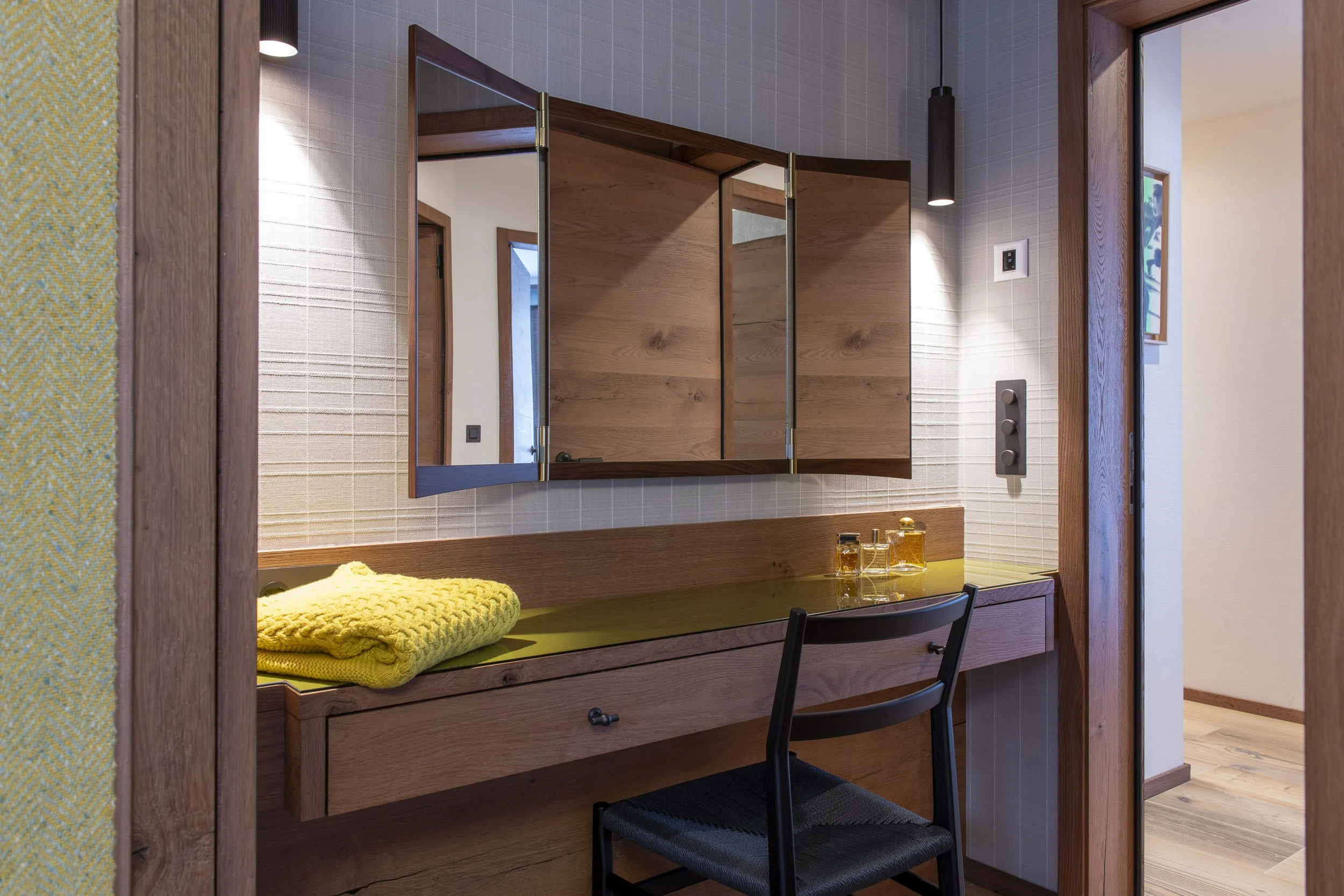Claudia Dorsch | Peak View | Chalet Designer | Luxury Interior Design StudioDSC_5317.jpg
