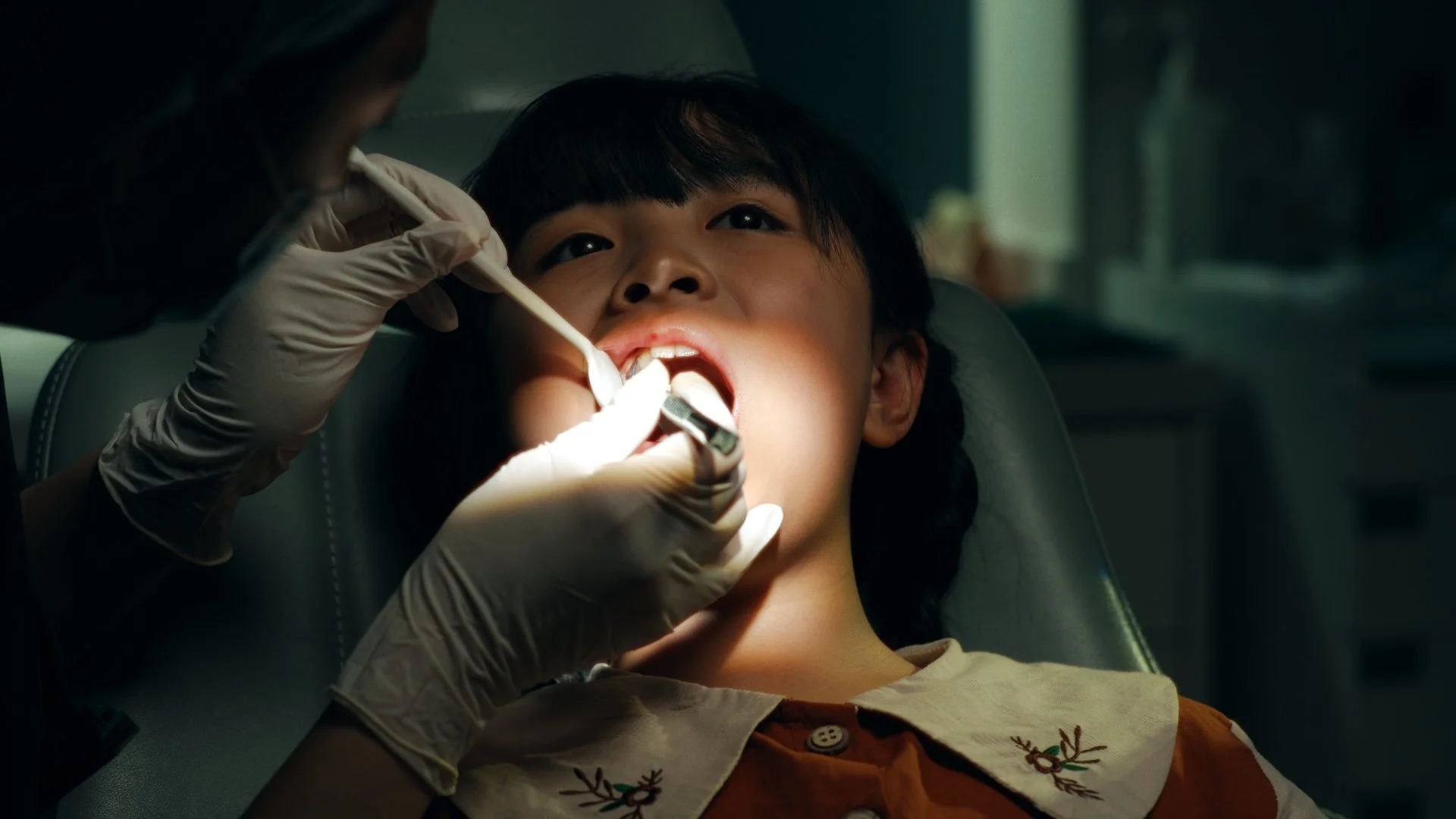 dentist chair_1.13.1.jpg