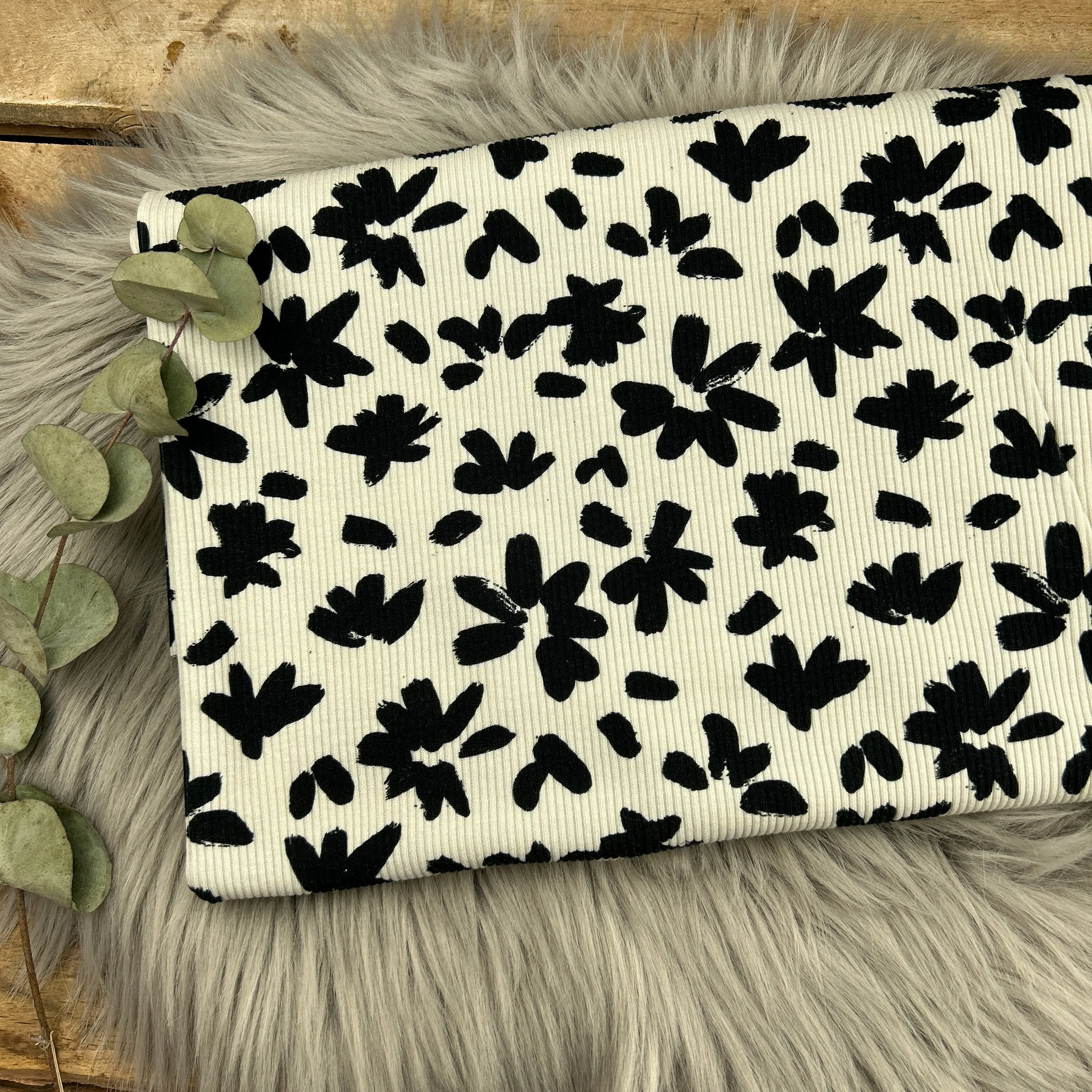 Ribjersey Blumen dunkel / 041