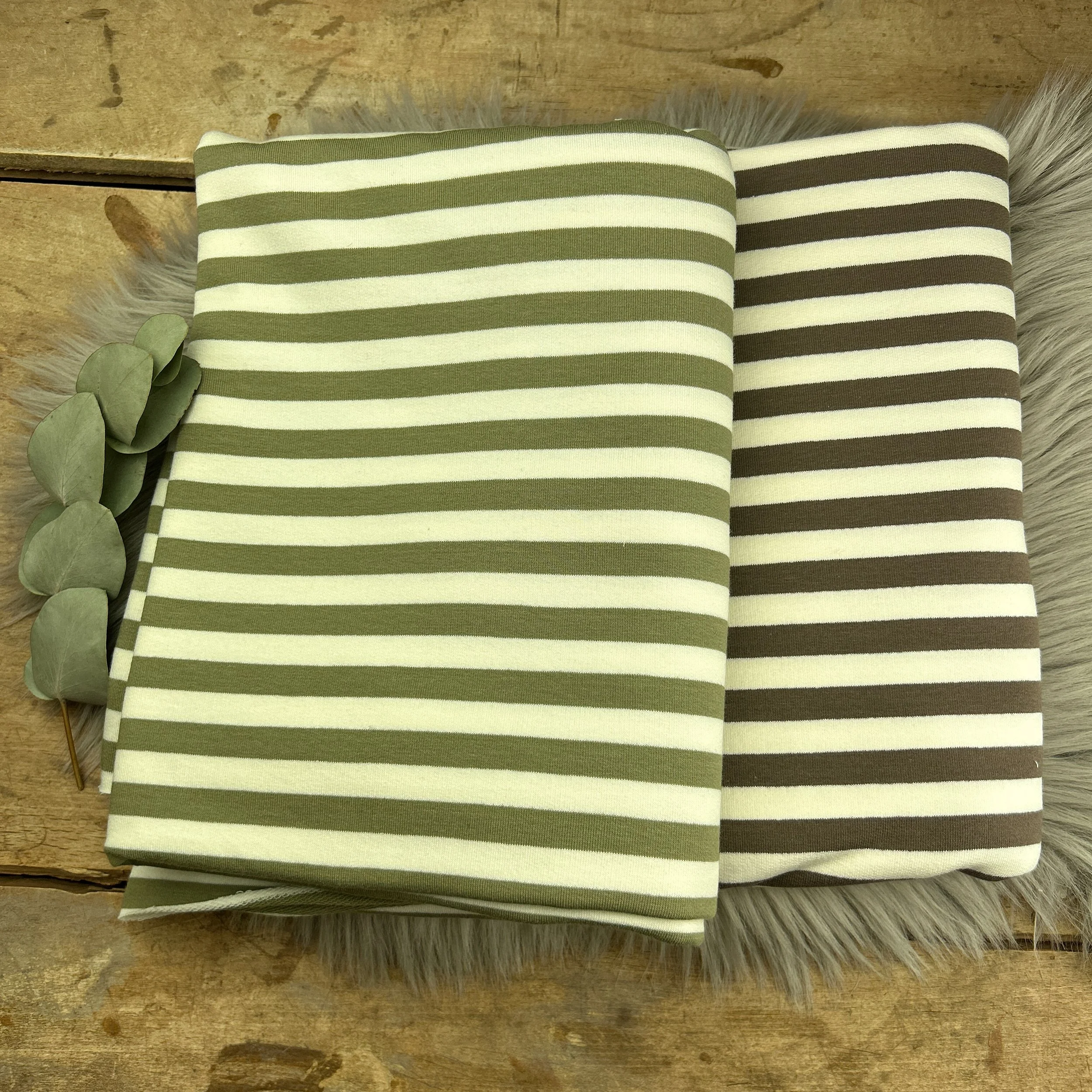 French Terry taupe/weiß (rechts) / 91