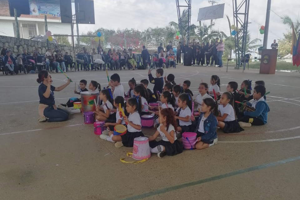 Teachers Abroad program. Practice in arbelaez. Seeds for a better world ASBL, Luxembourg and Colombia