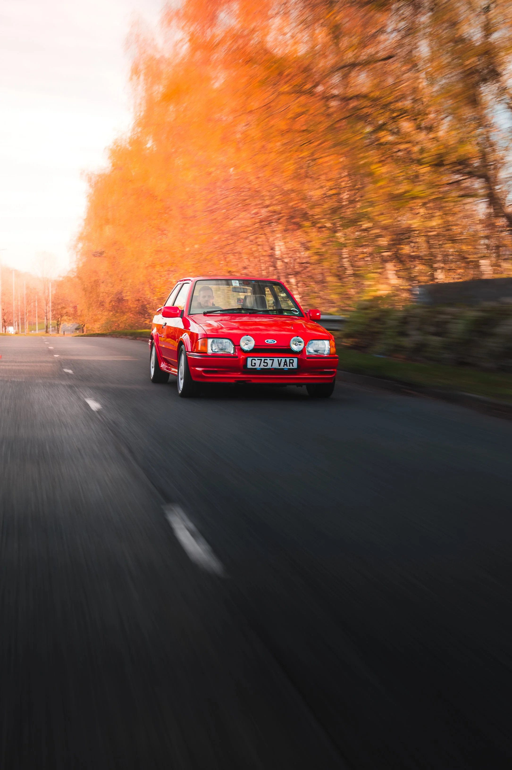 Ford-Escort-RS-Turbo-Series-2-Red_Rollers-5.jpg