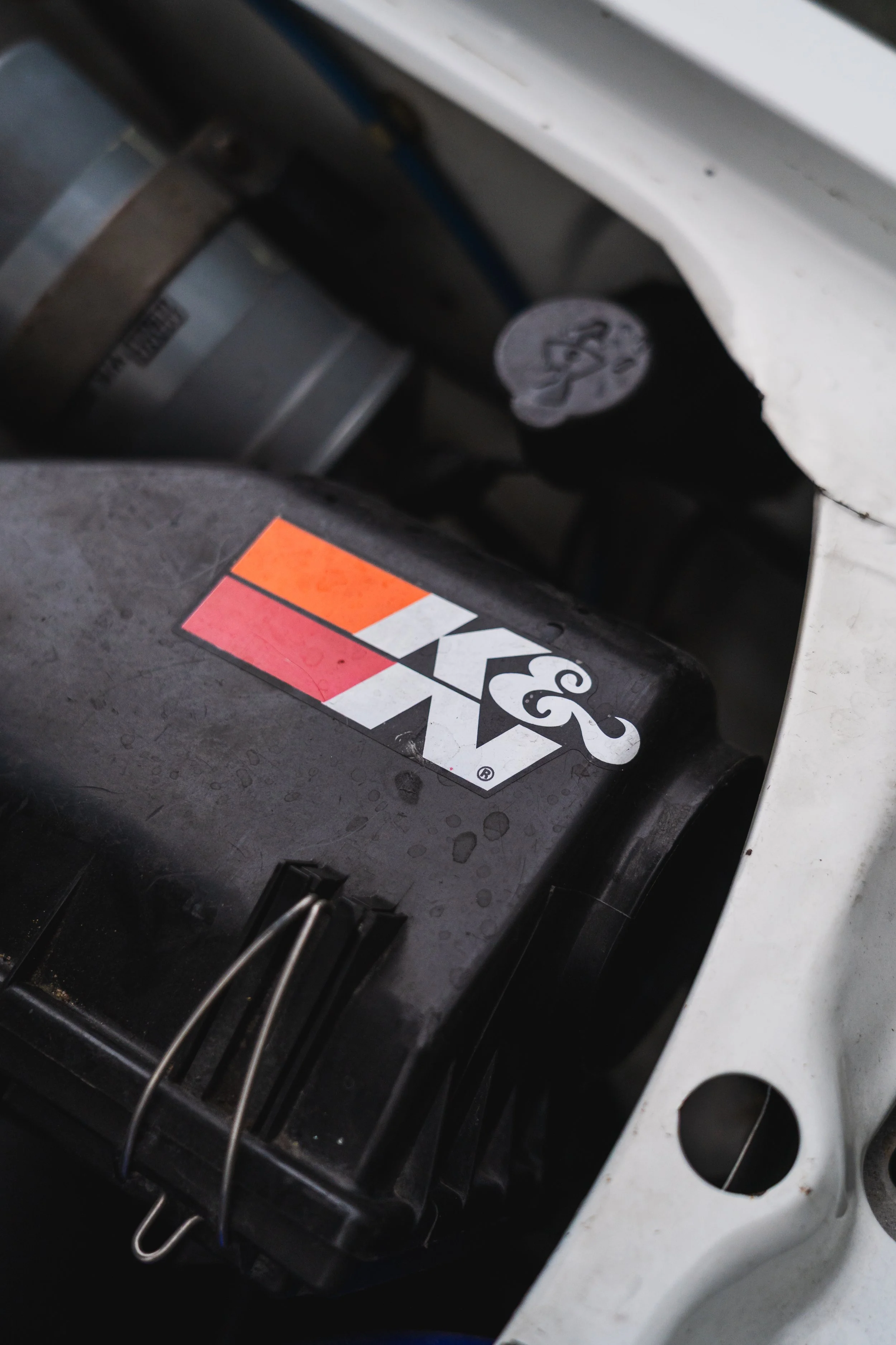 Ford-Escort-RS-Turbo-Series-1-White-26.jpg