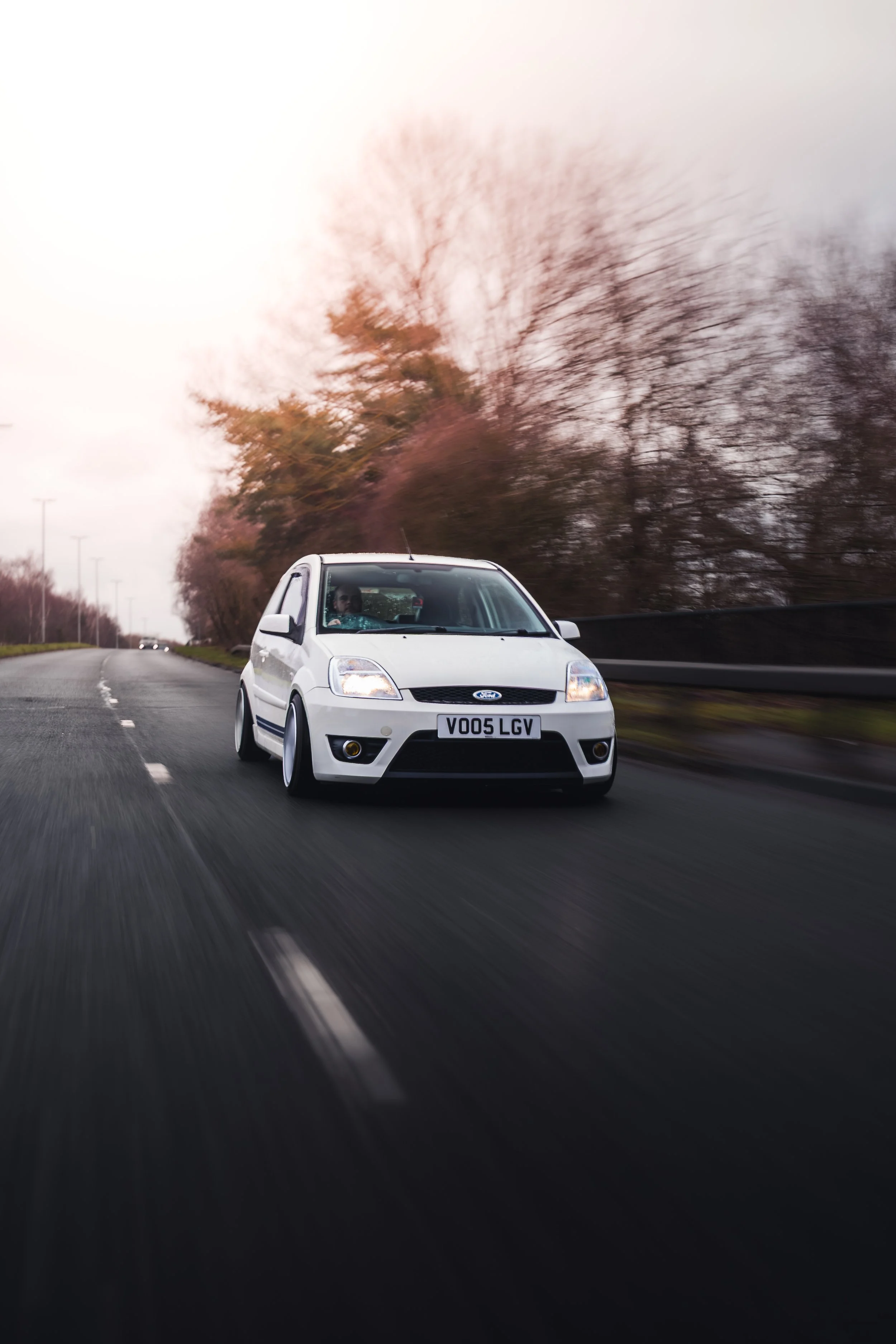 Ford-Fiesta-ST150-White_Rollers-1.jpg