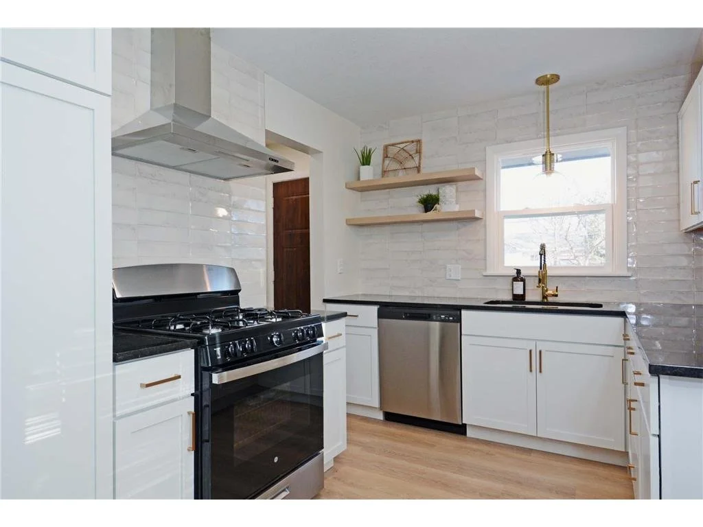 5424-Logan-Avenue-N-Brooklyn-Center-MN-55430-6483877-image1.jpg