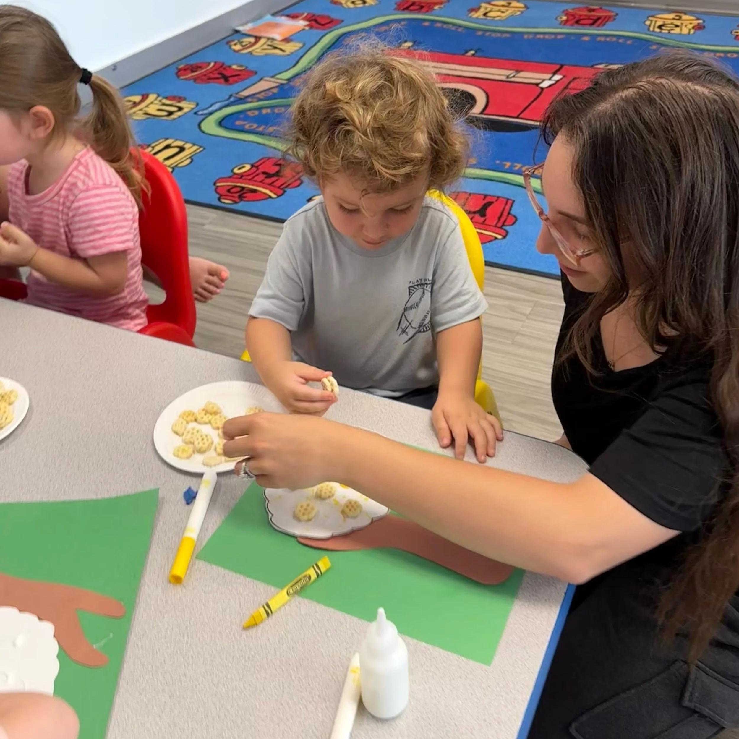 It all started with a box of Honeycomb cereal. 

The Little Doodlers were buzzing as they created 3D beehives, one sticky piece at a time. 

At first glance, it looks like cereal and glue. But look a little closer and you&rsquo;ll see creativity, pro