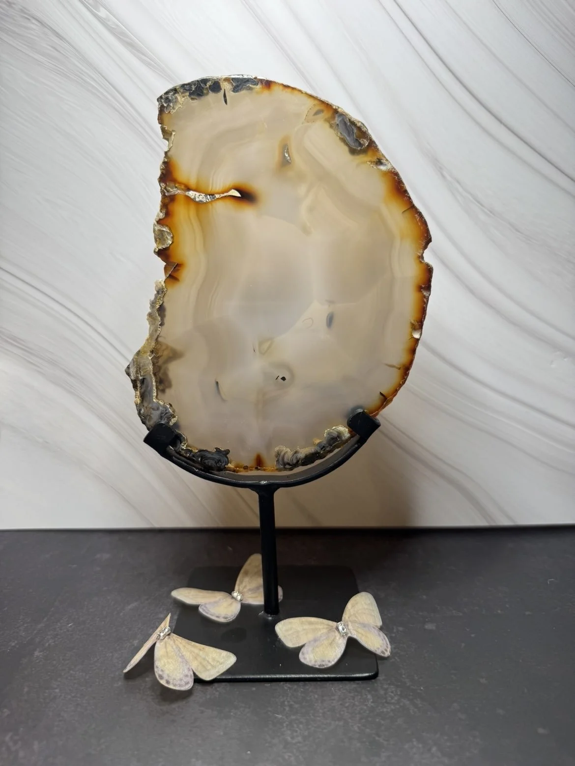 Agate slap on stand