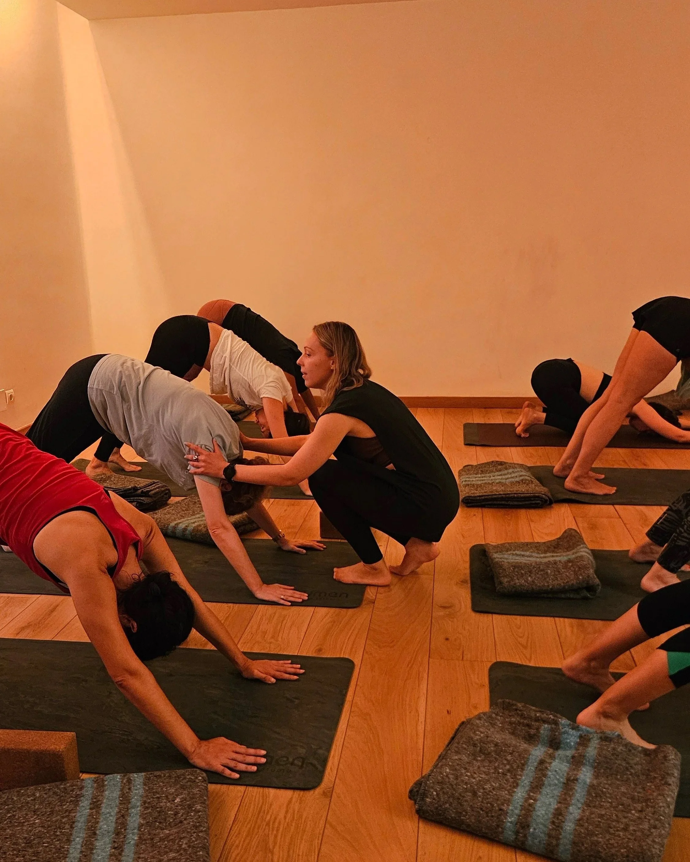 Weekly yoga classes in English in Madrid