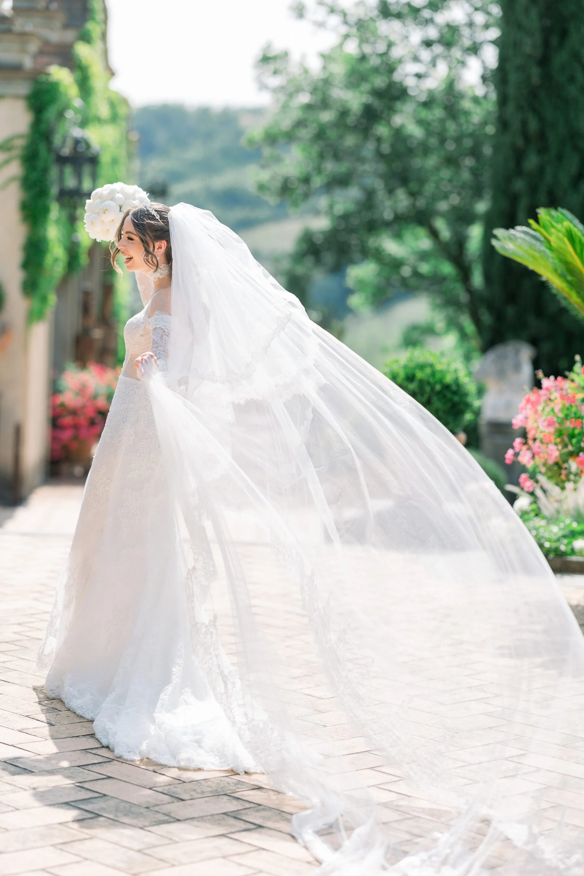 02-tuscany-wedding-timeless-atmosphere.jpg