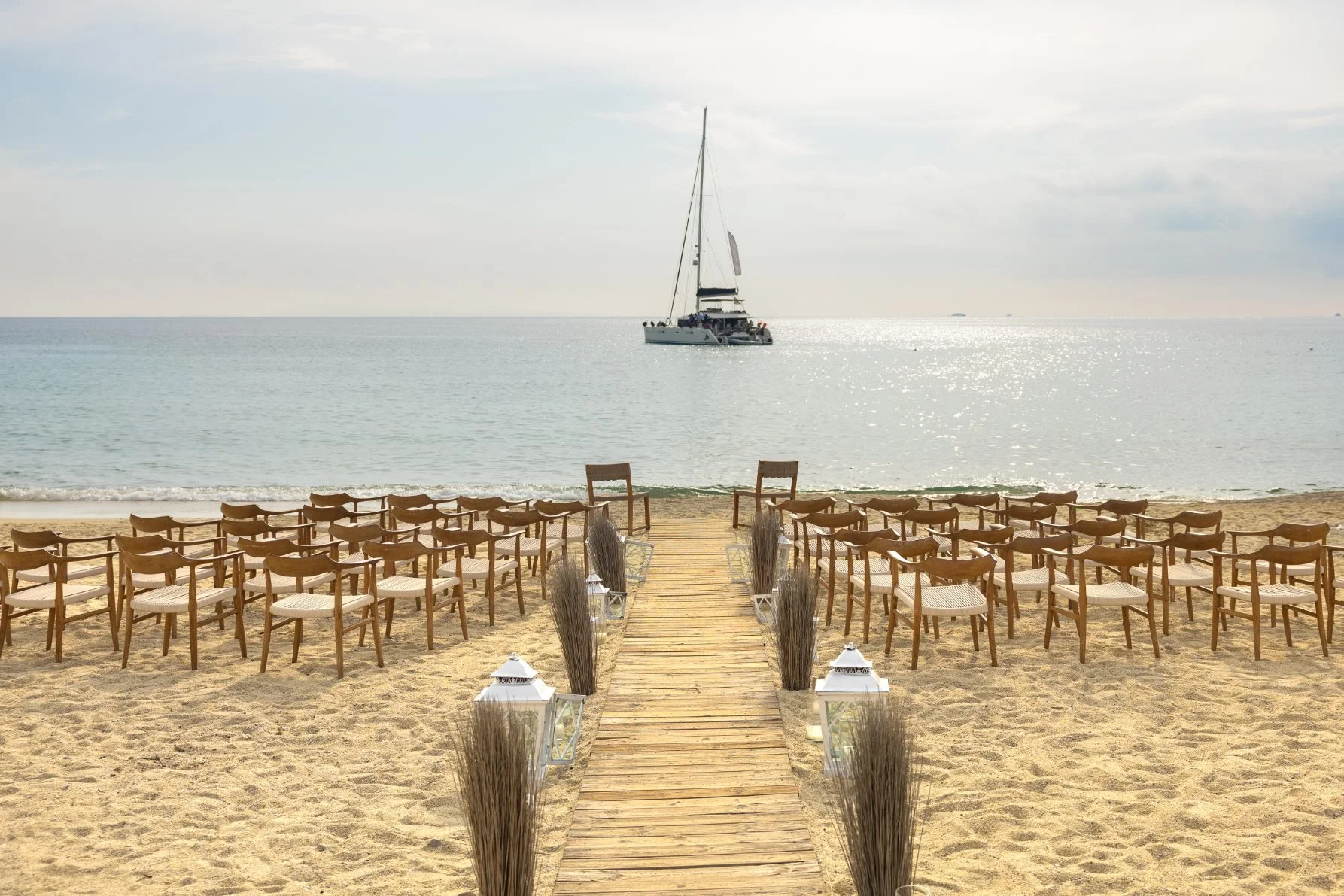22-branco-mykonos-anniversary.jpg