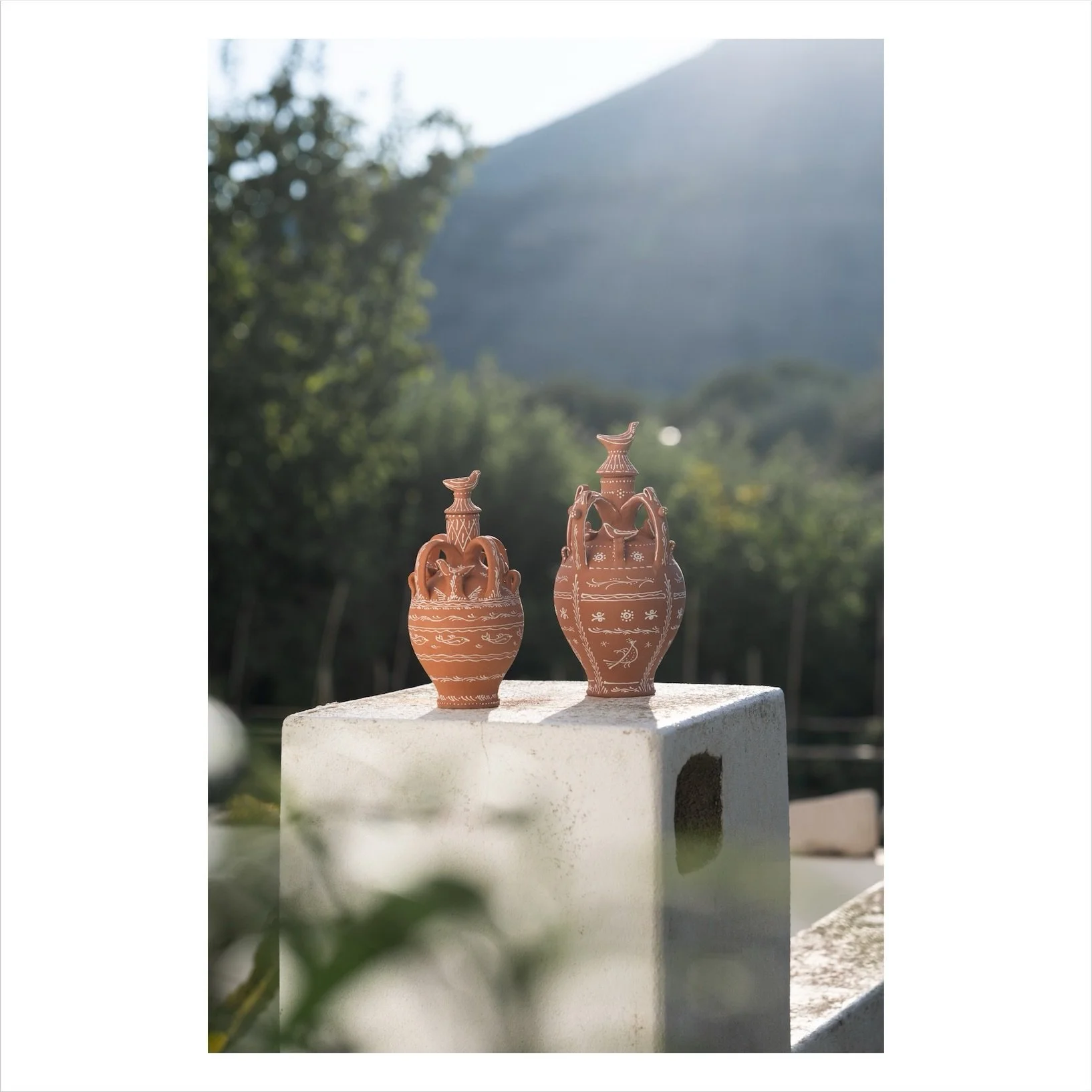 Beauty and master artistry from a little island in the Sporades 🇬🇷 Discover exquisite craftsmanship and stay informed and inspired over on AOW Insider. The theme this month, Greece:) 

Membership details via link in my IG bio xx