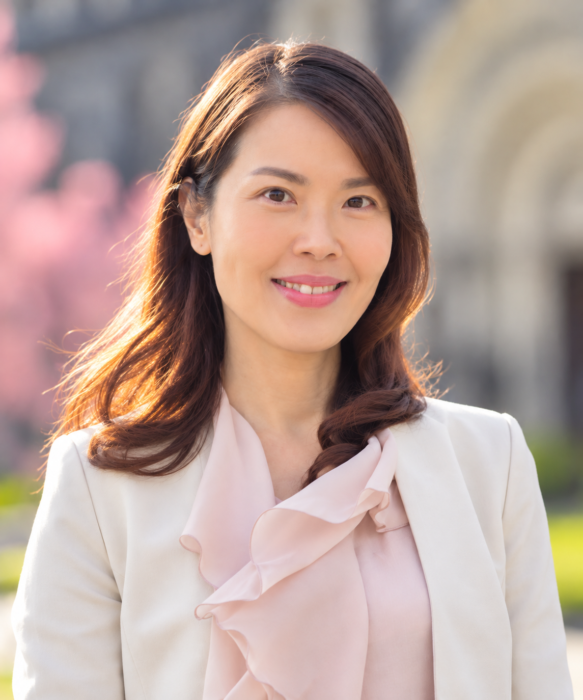 Jasmine Chan, Registered Social Worker, Marriage and Family Therapist, AAMFT Clinical Fellow, Psychotherapist.