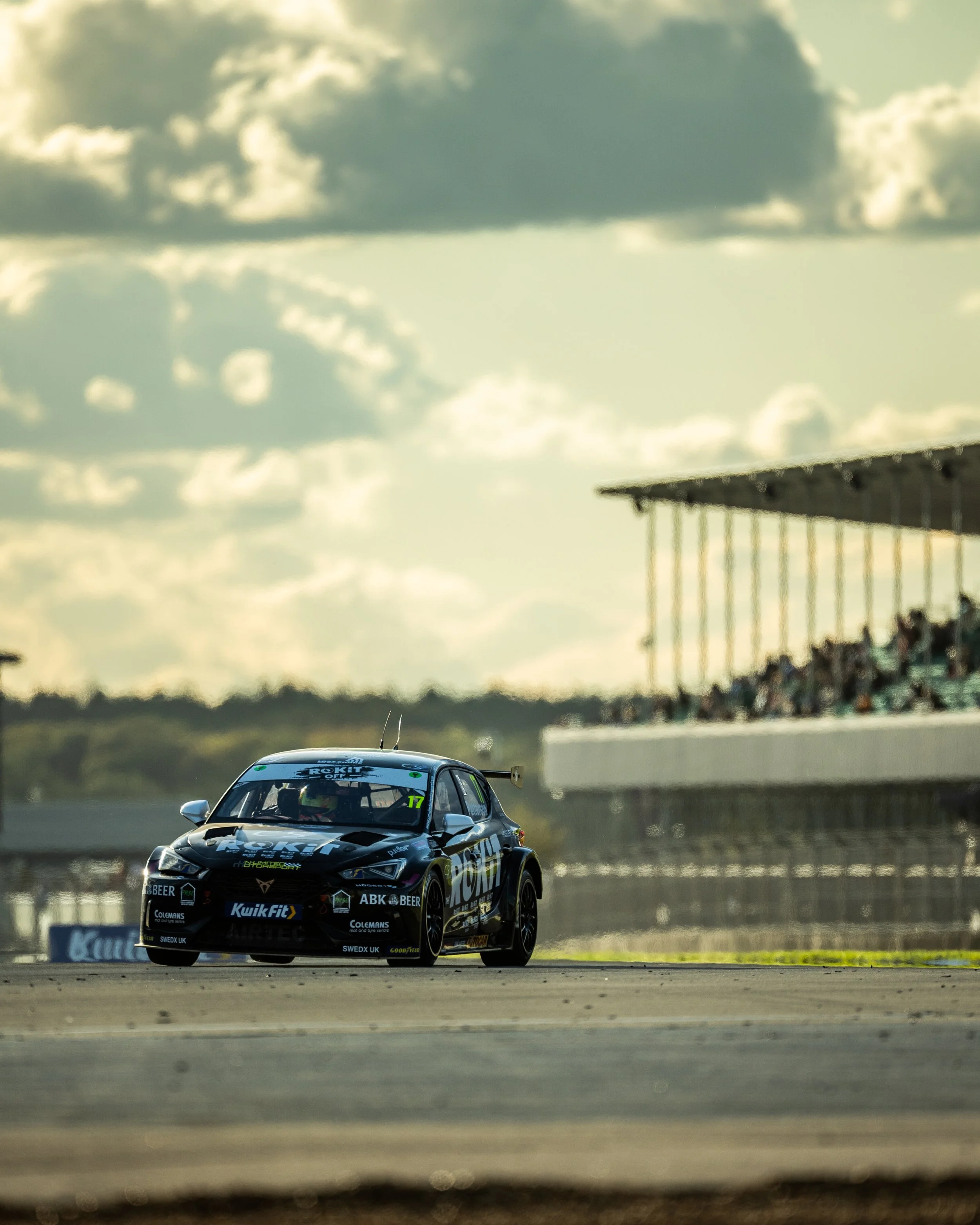 BTCC Rounds 25, 26 &amp; 27 - Silverstone