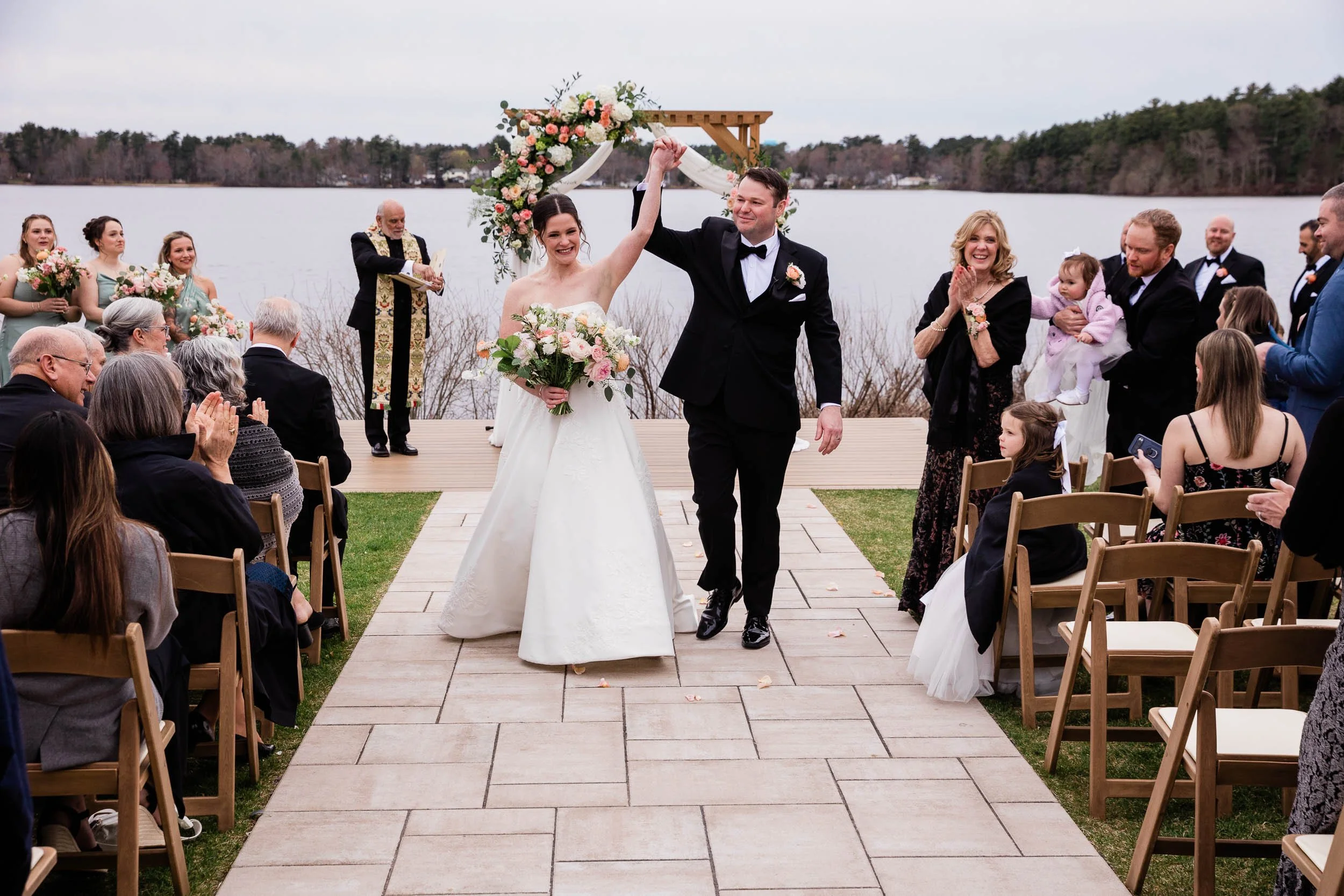 the-lakehouse-halifax-ma-wedding-valerie-doug-0057.jpg