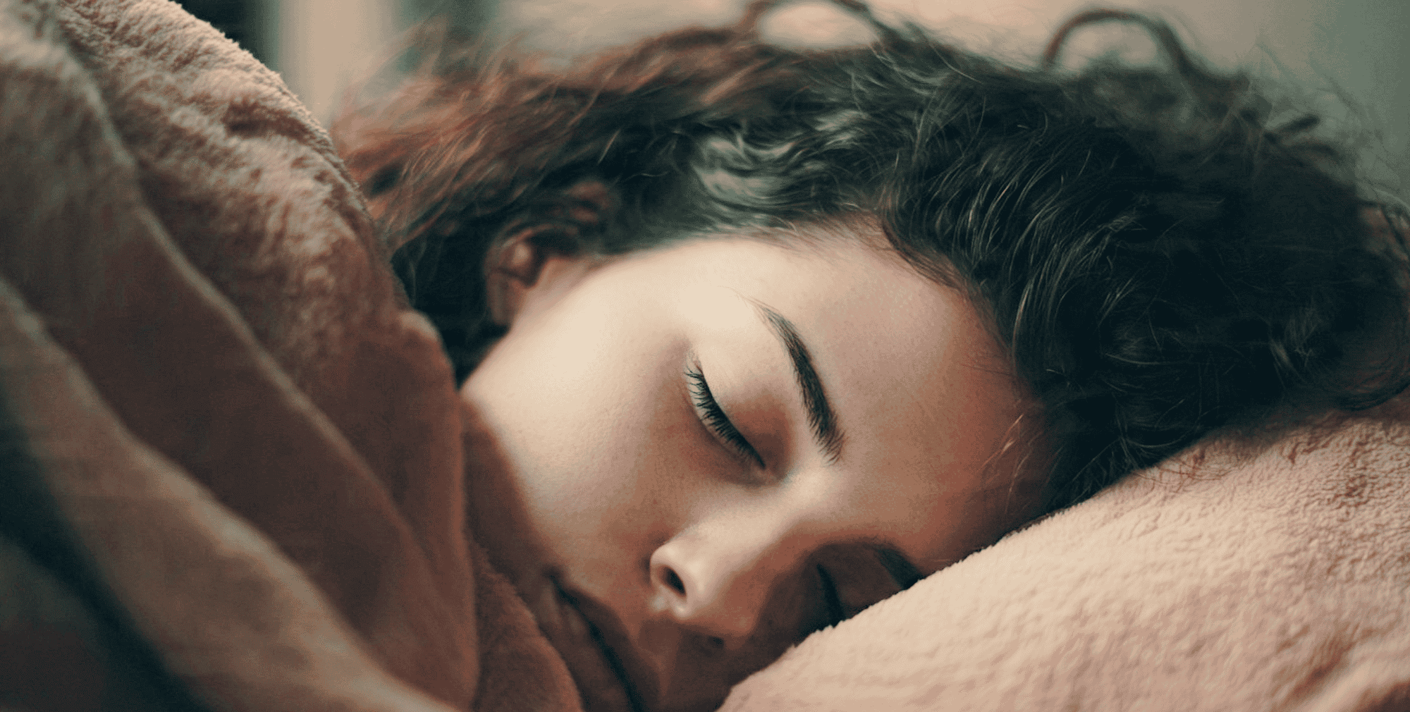 Delta sleep and collagen: why deep rest is your best anti-aging tool