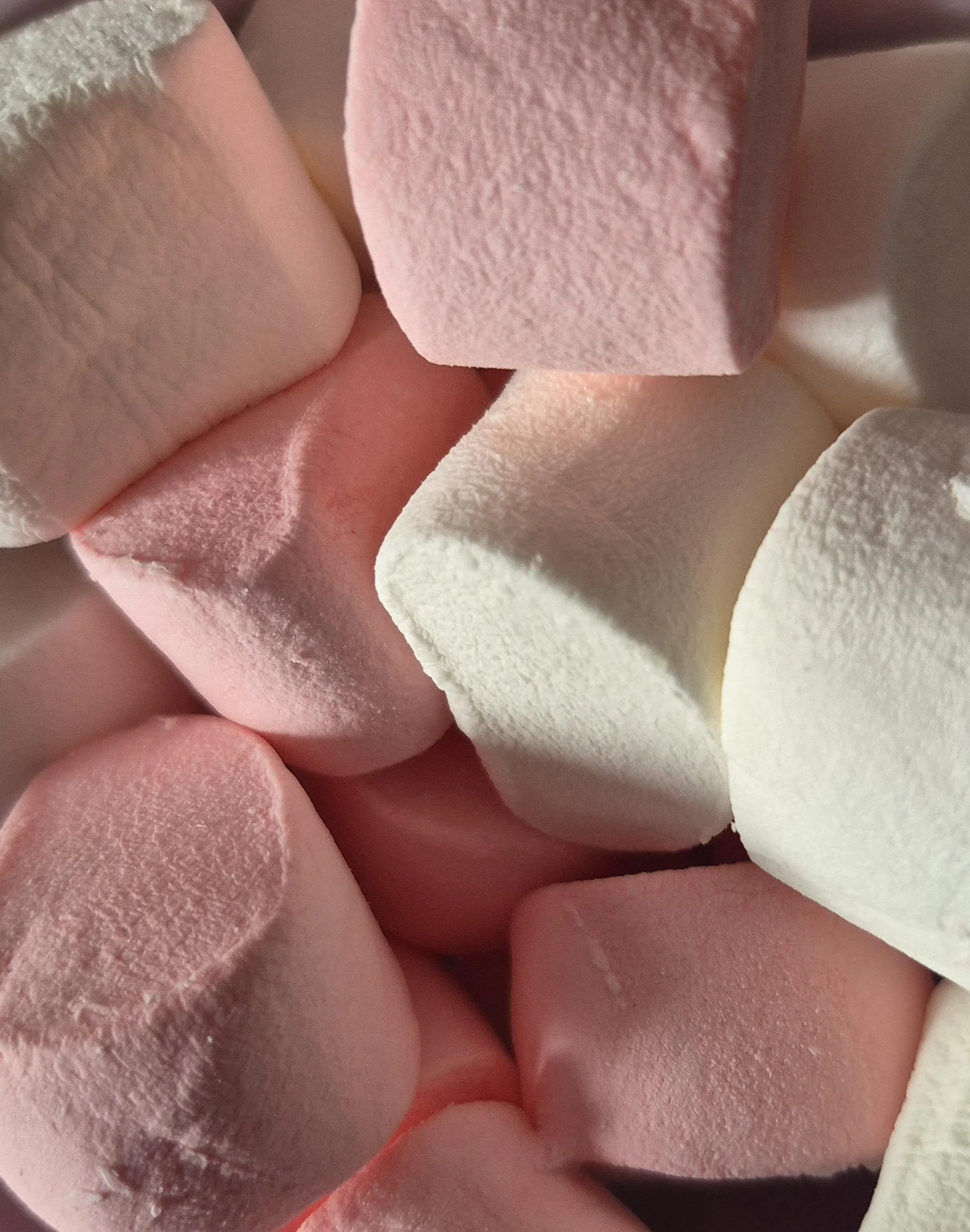 Pink and white mallows 100g