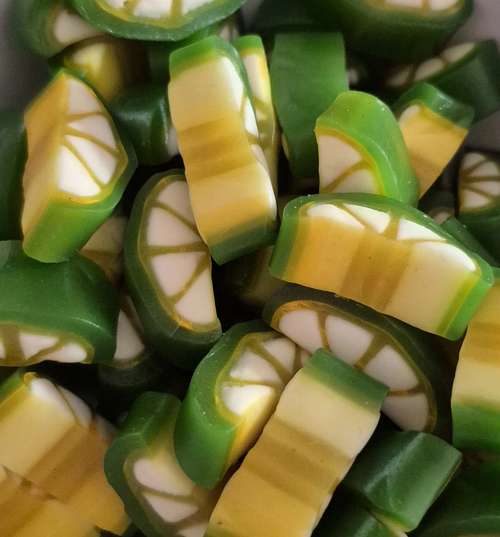 Lemon and lime fruit bites
