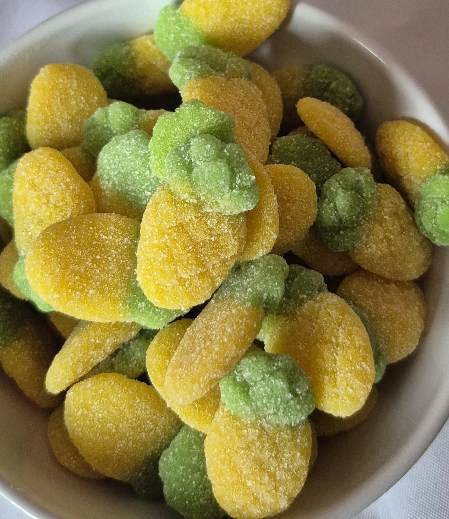 Fizzy pineapples
