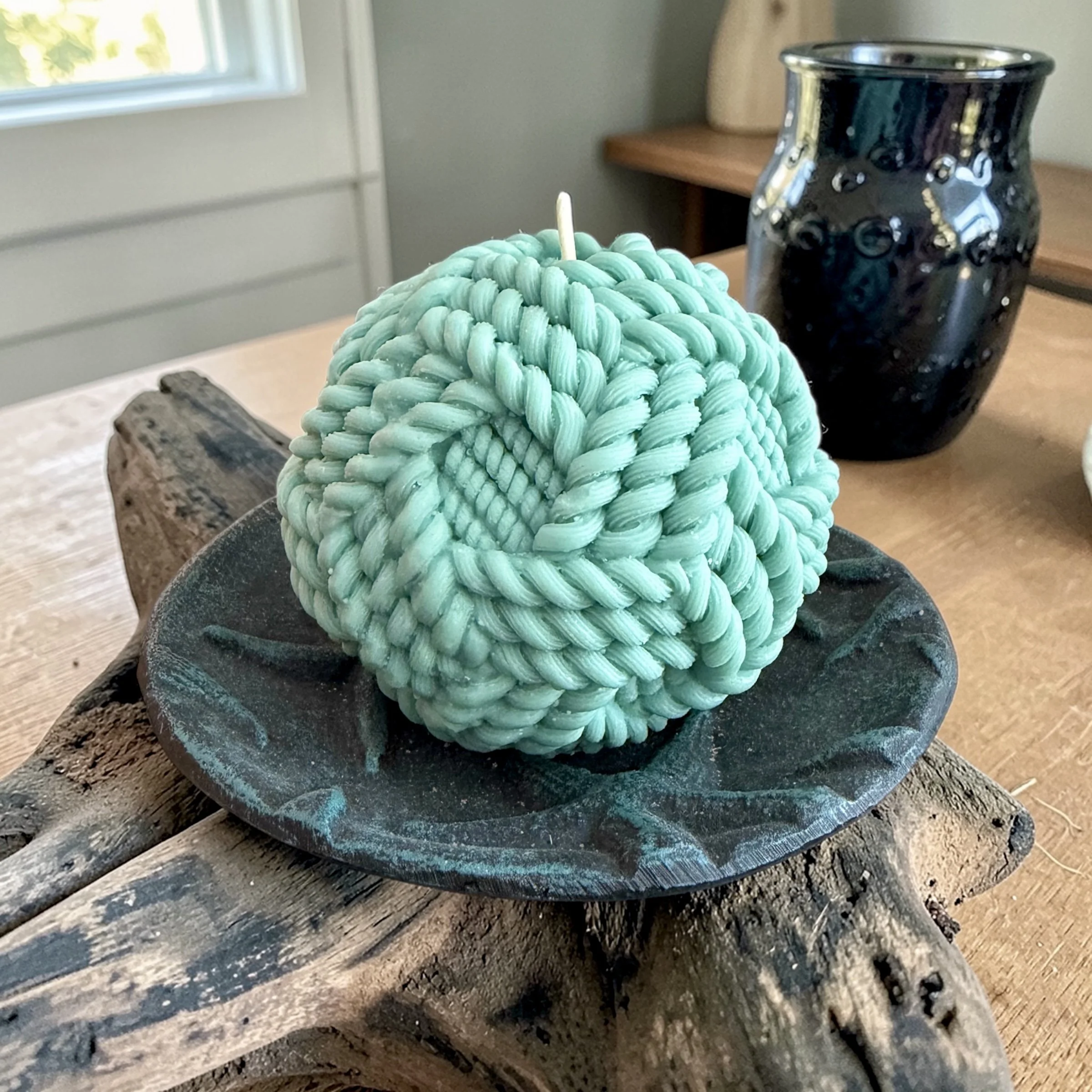 Knot candle