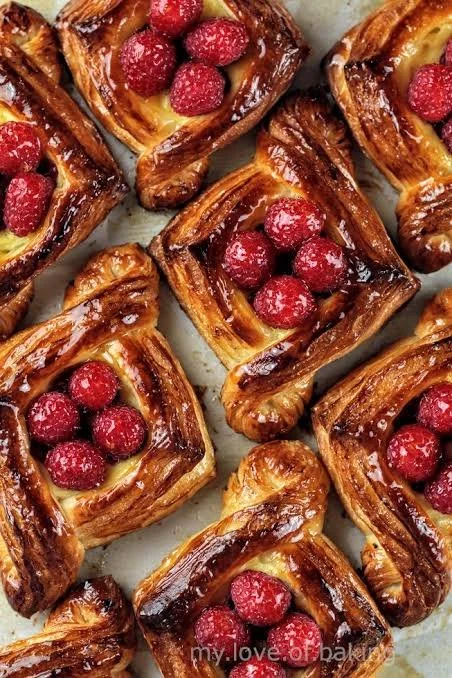 Pastries in Copenhagen, Paris and Vienna - 150€ / 20.000kr.