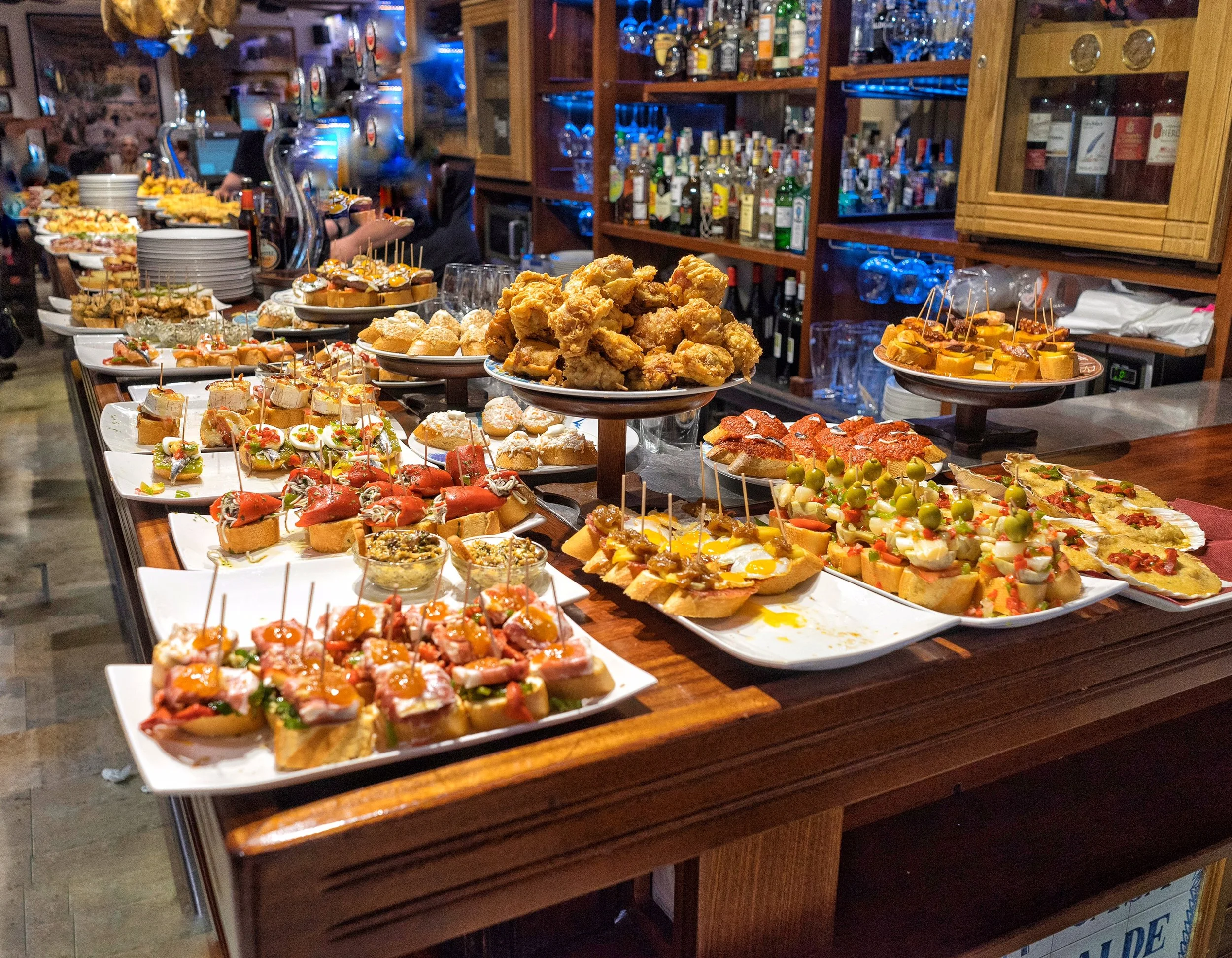 Food bar crawl in San Sebastian - 70€ / 10.000kr.