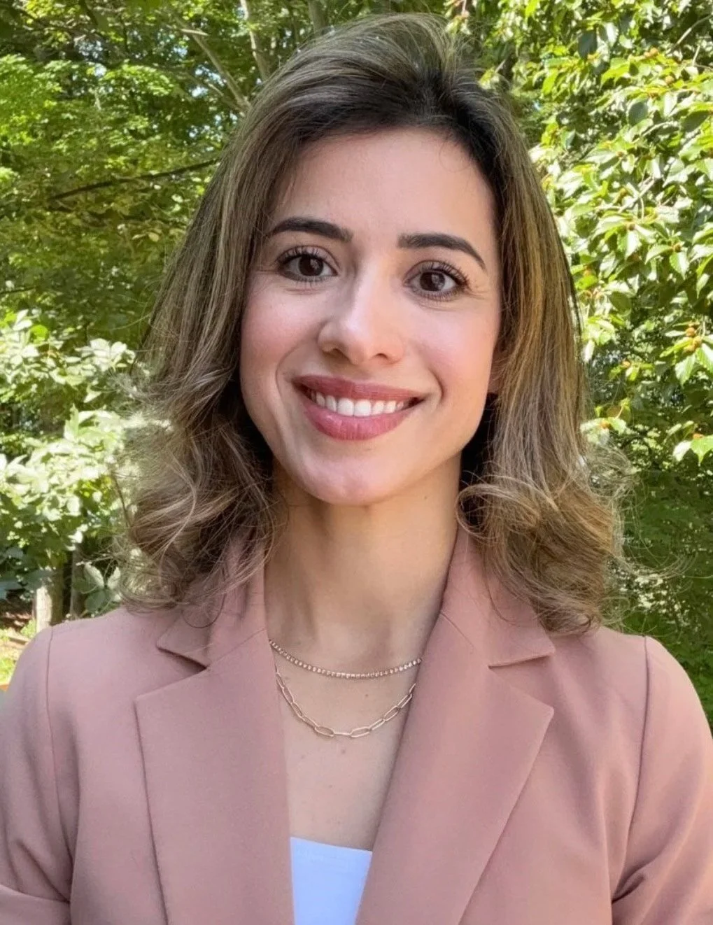 Therapist in Fairfax, VA specializing in OCD and trauma therapy.