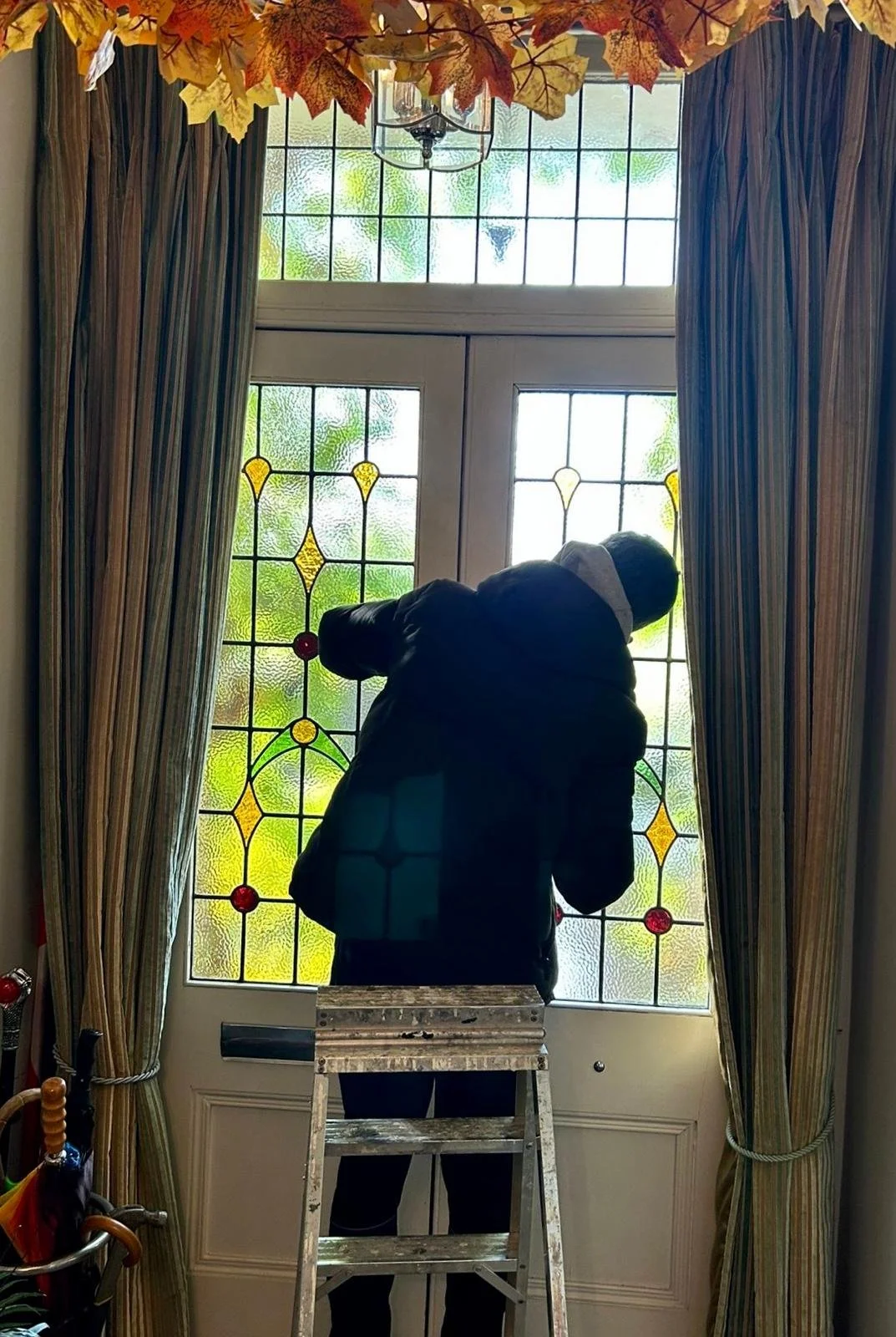 Installation:
If required, I help coordinate delivery and installation of panels to ensure secure mounting, proper sealing, and perfect alignment so the panel sits beautifully into your space.