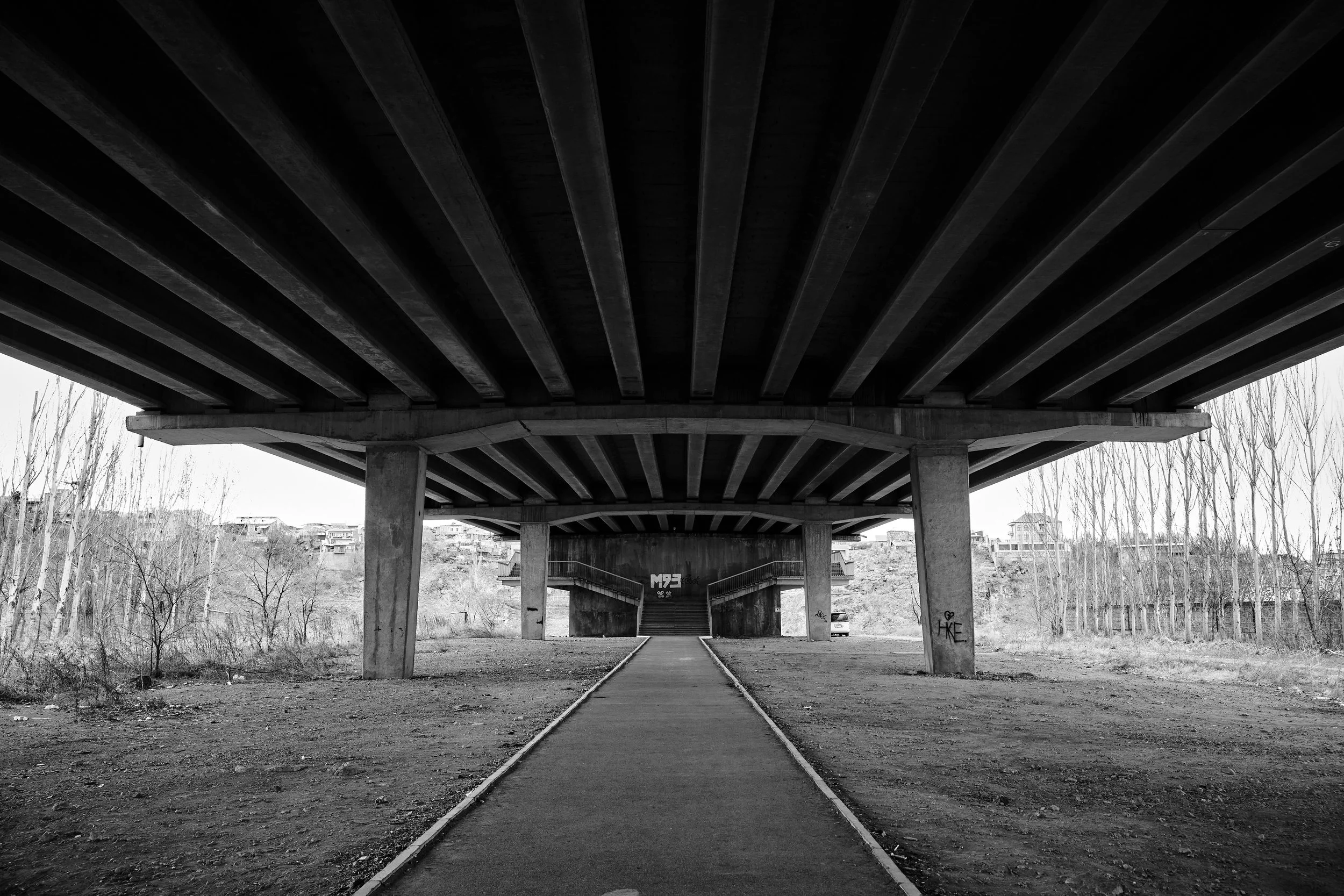 A7400567 : 1-125s : F5.6 : ISO 2000.jpg