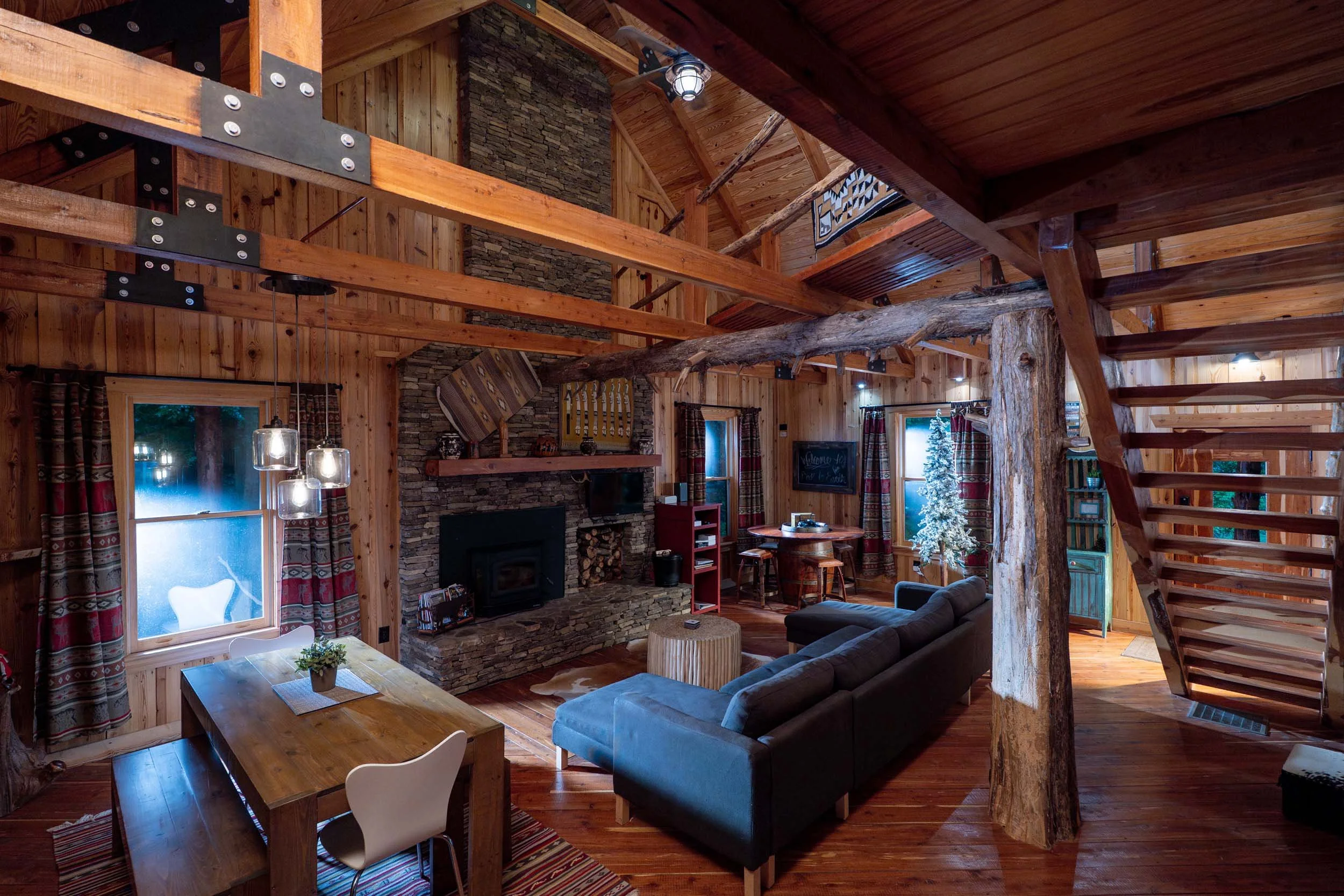 Cabin-LA.jpg