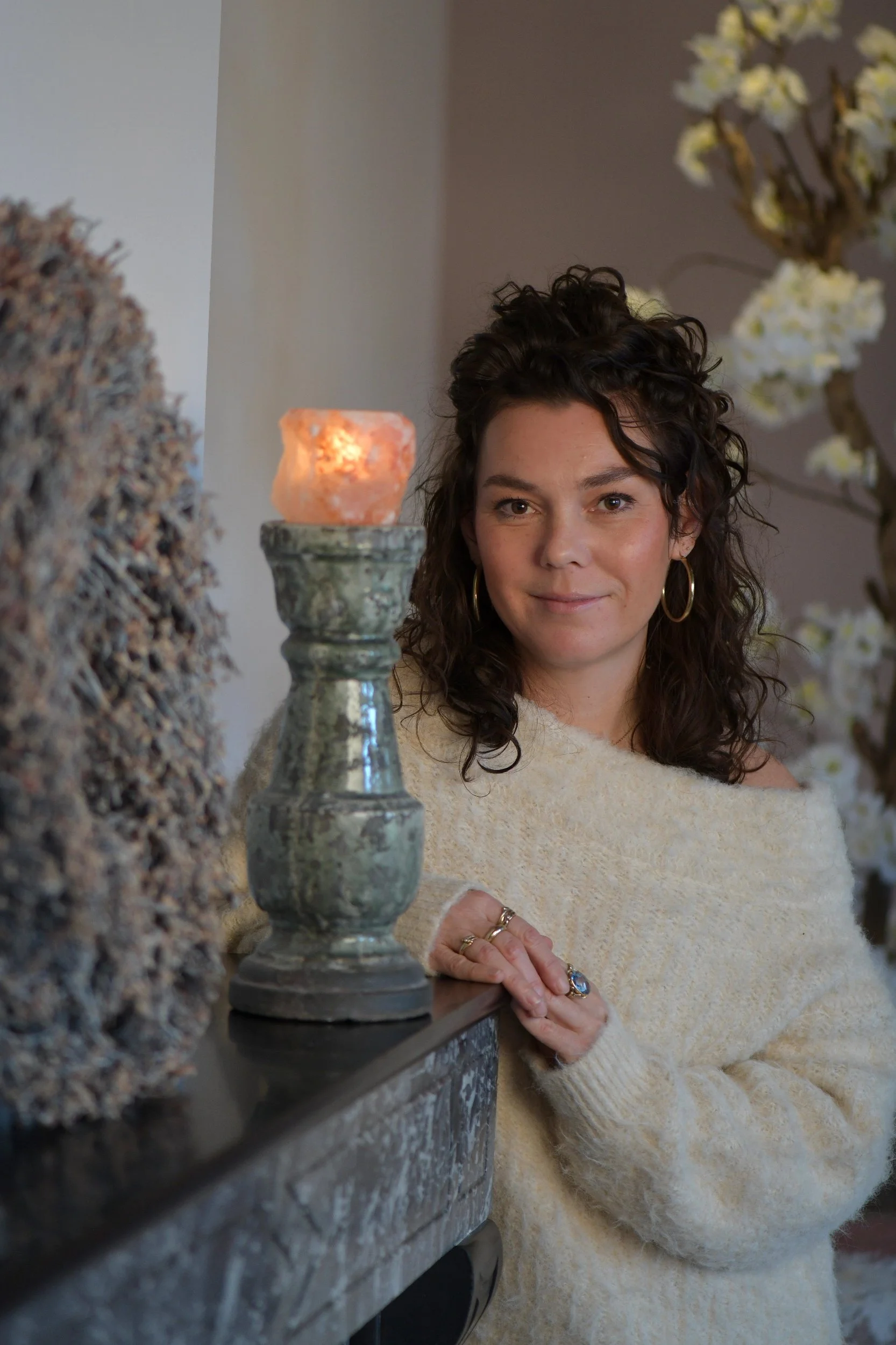 Portret van Christa Koekkoek, systemisch werker en NEI therapeut in Waterland
