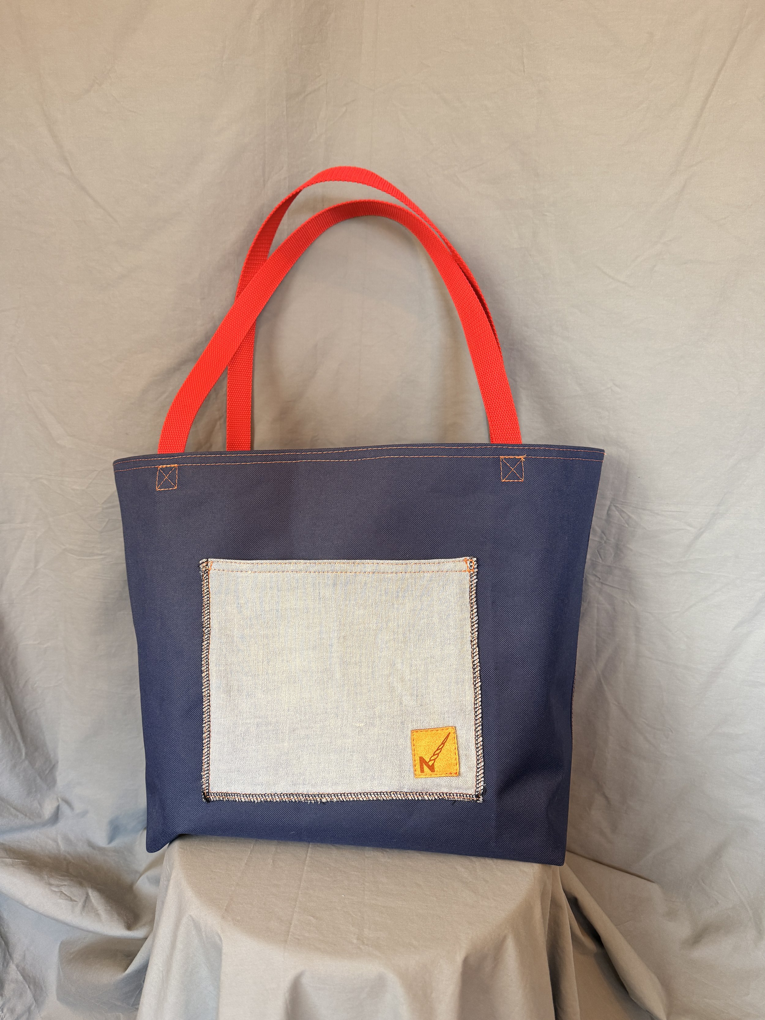 7_Tote - front.JPG