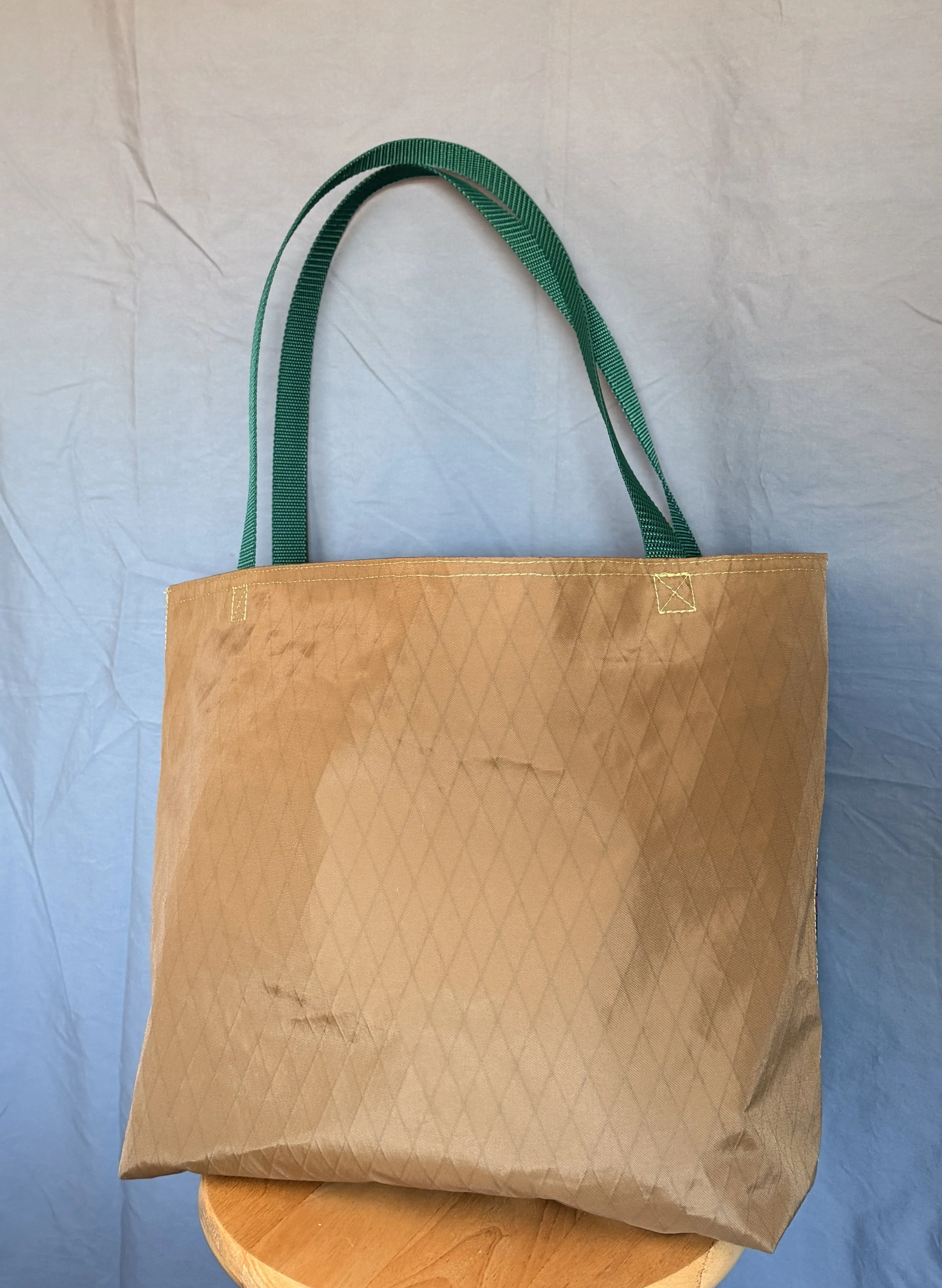 1_Tote pouch - back.JPG