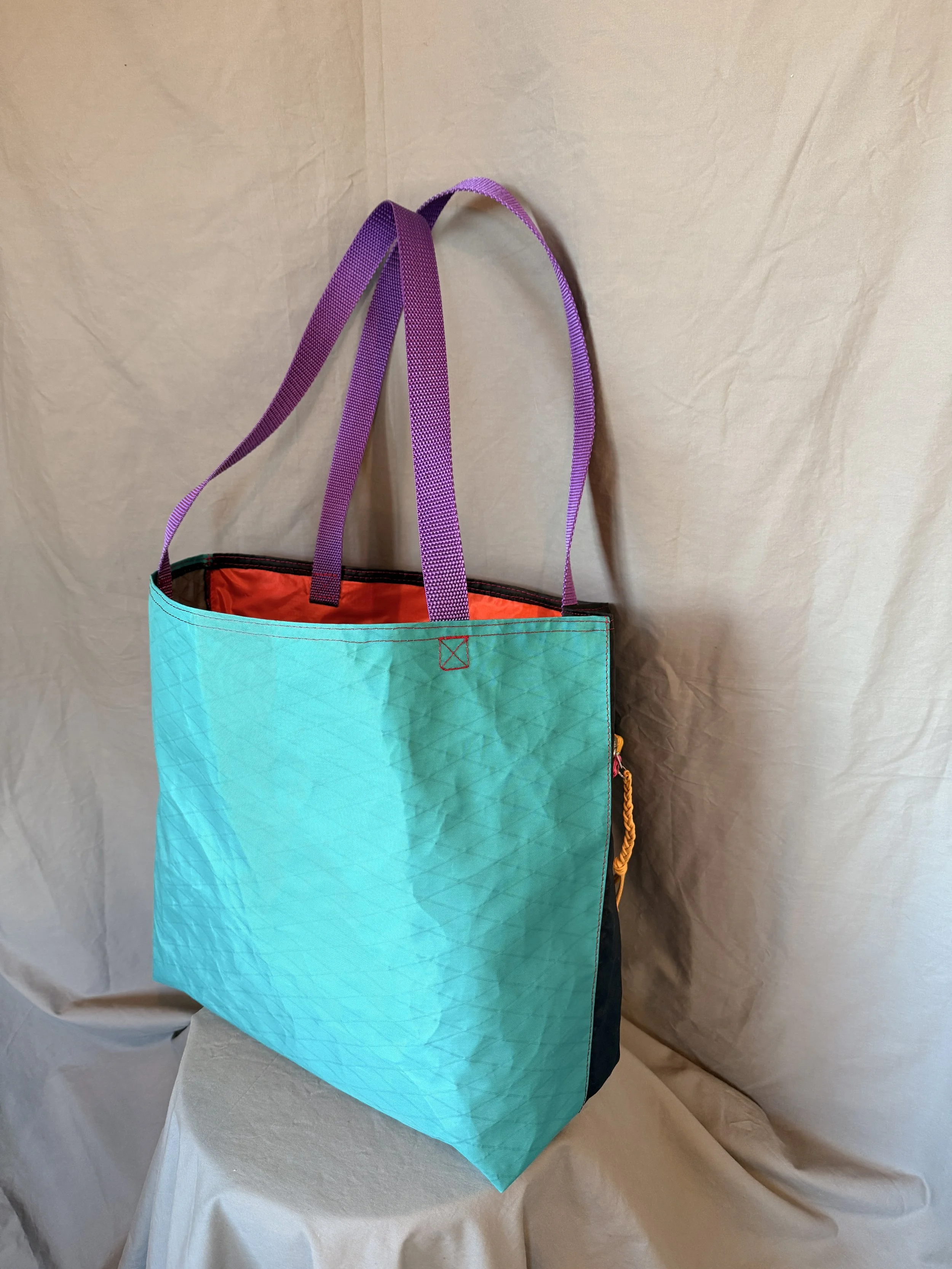 2_Tote pouch - back.JPG