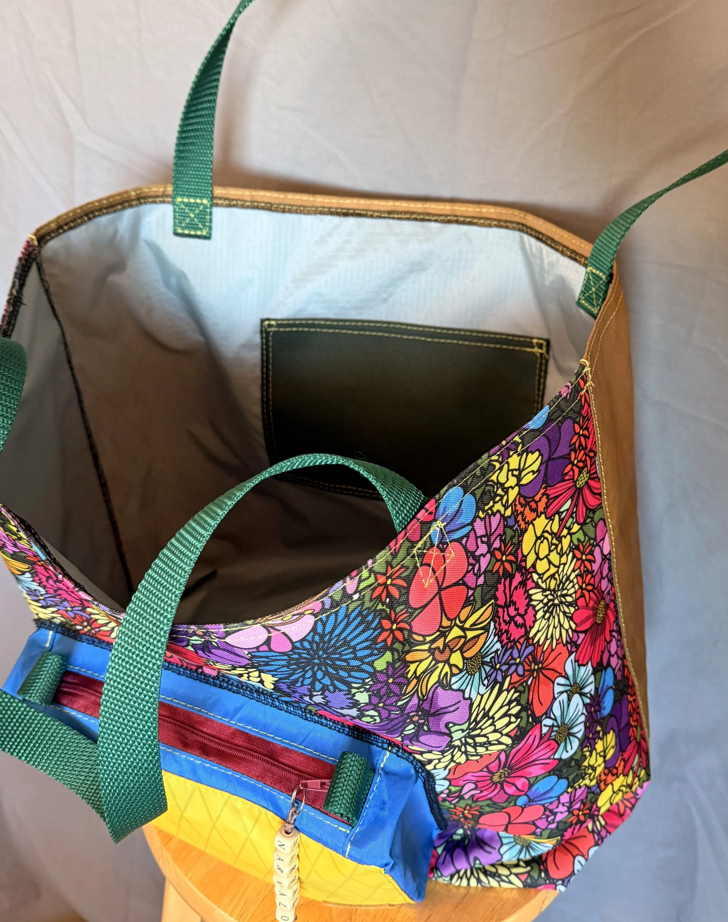 1_Tote pouch - inside.JPG