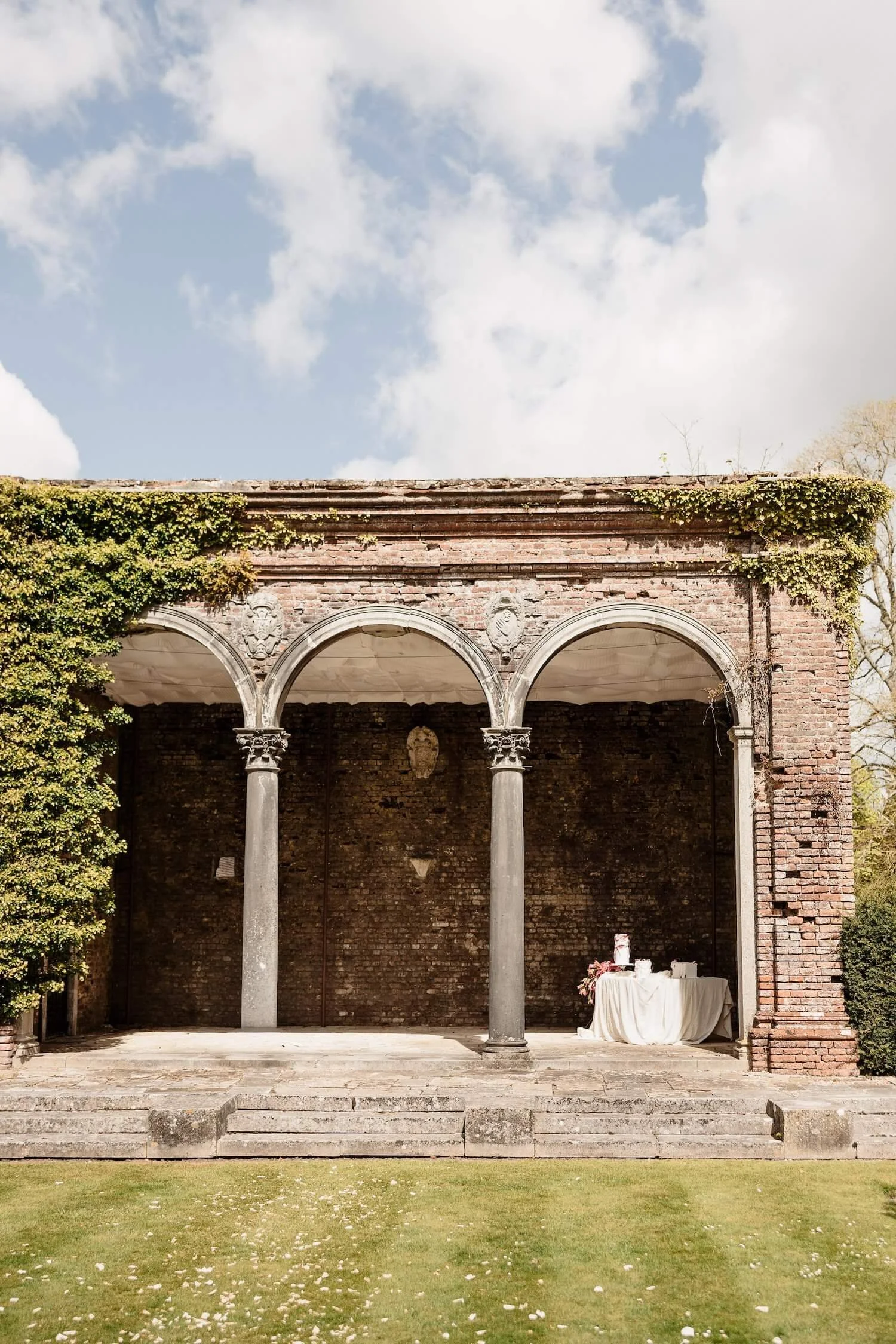 kent-wedding-cake-broome-park-olive-&-mac-11.jpeg