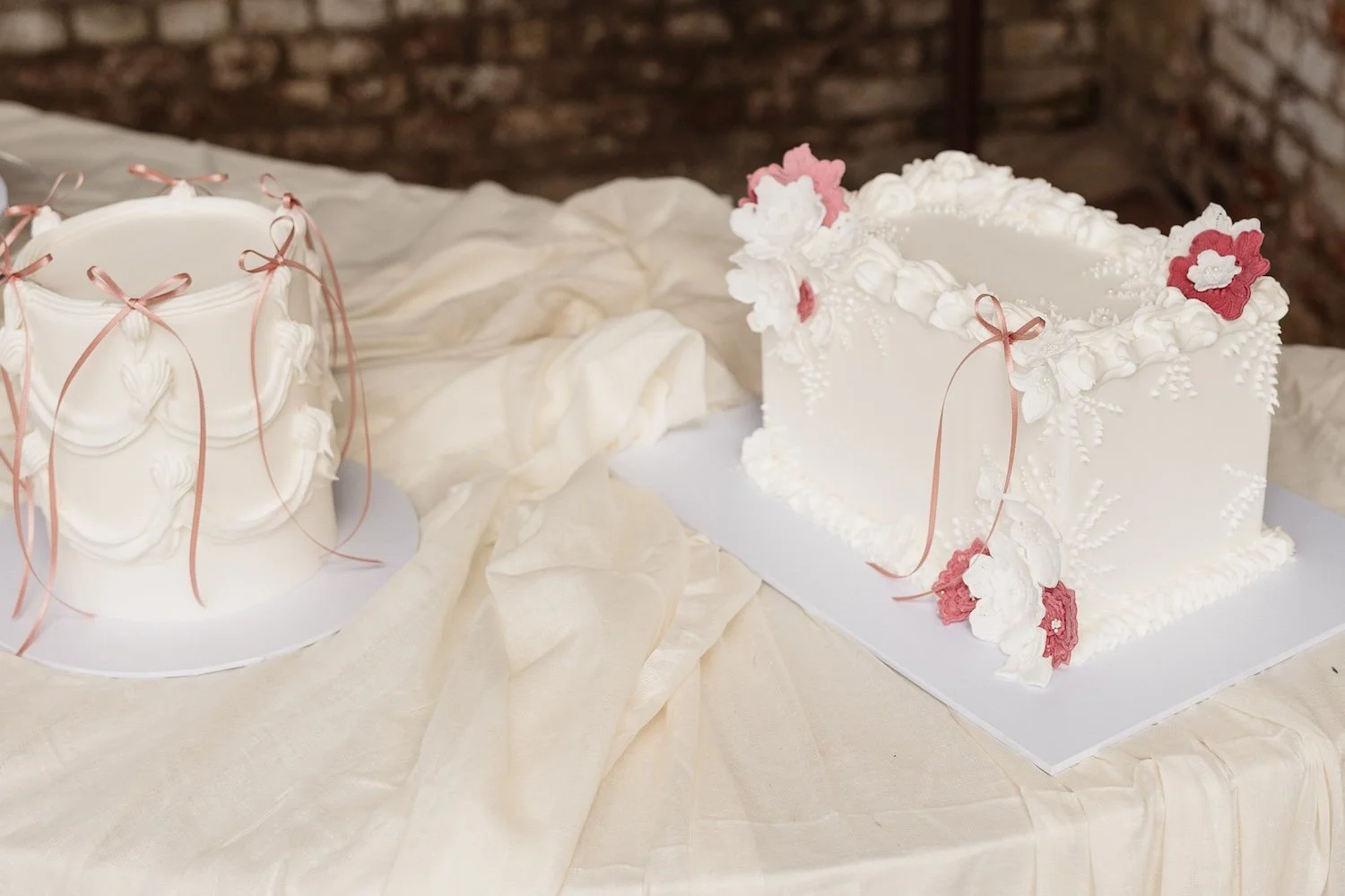 kent-wedding-cake-broome-park-olive-&-mac-19.jpeg