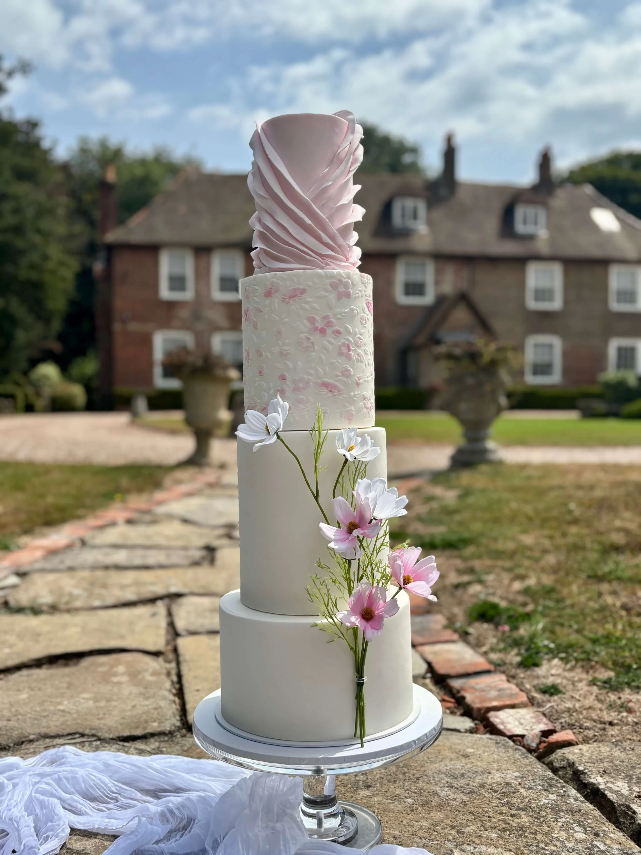 4-tier-wedding-cakes-with flowers-floral-wedding-cake-Kent-Pink-Wedding-Cake-1.jpeg