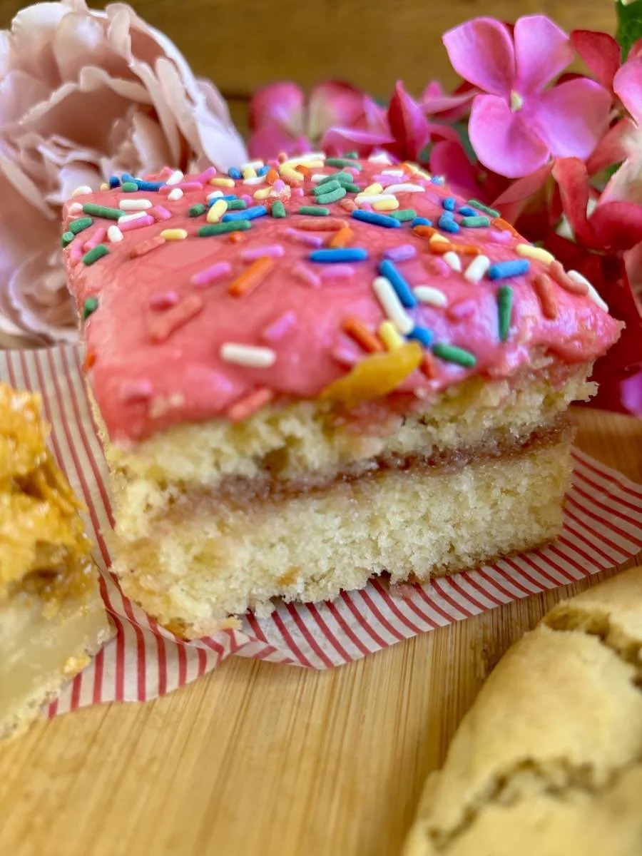 Cake-Shed-Crockenhill-Kent-Brownies-Cakes-Cookies-Cupcakes-20.jpeg