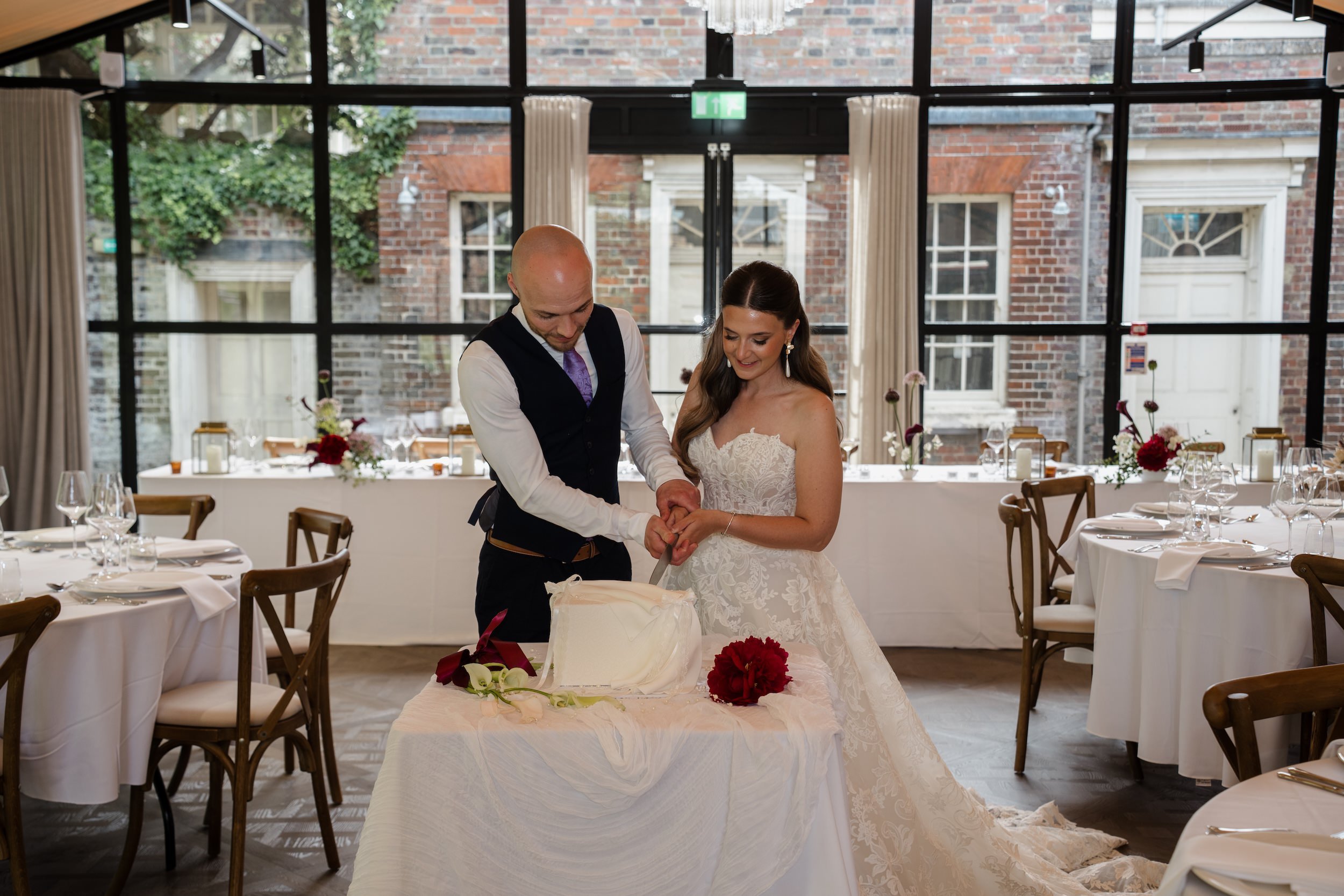 Elegant-Wedding-Cakes-Kent-Celebrations-At-The-Dockyard-10.jpeg