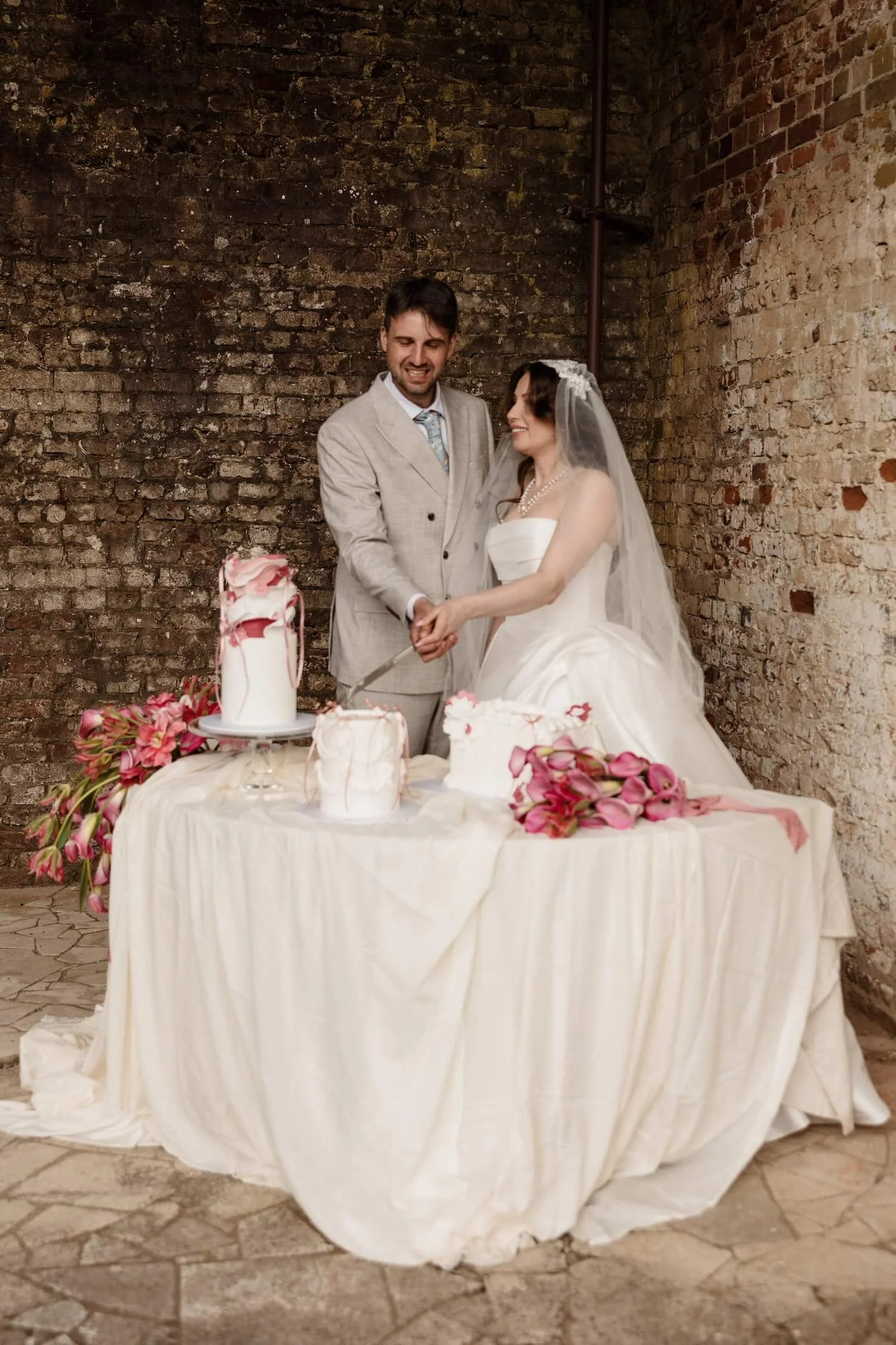 kent-wedding-cake-broome-park-olive-&-mac-03.jpeg
