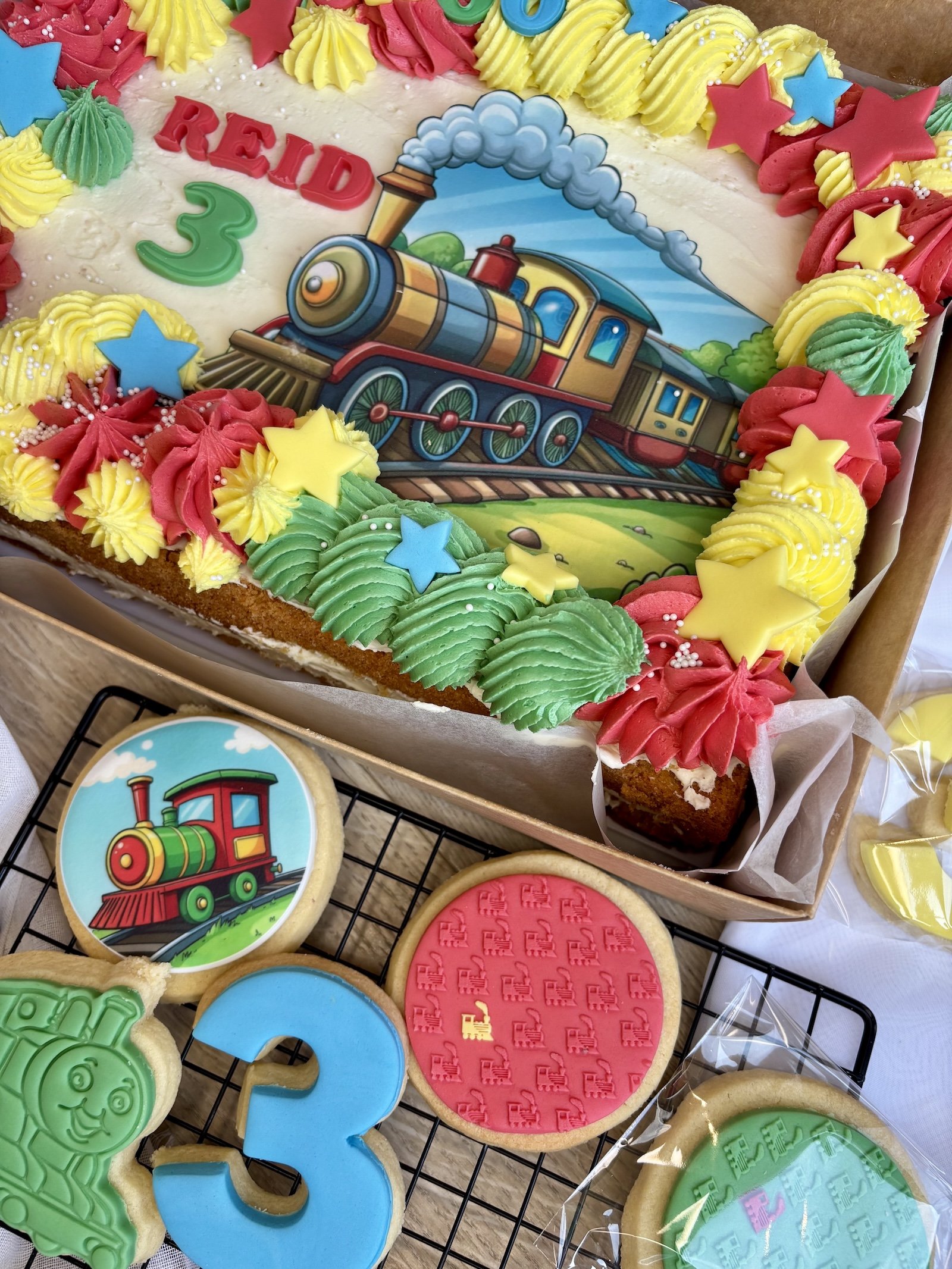 Bespoke-Celebration-Cakes-Kent-Birthday-Cakes-2.jpeg