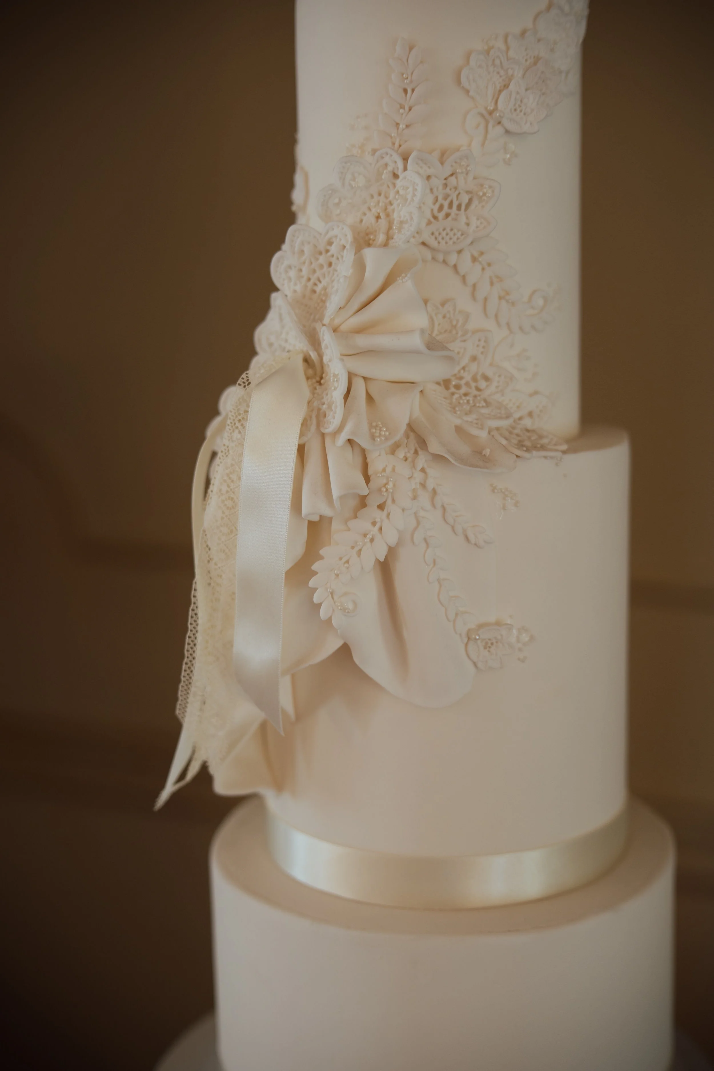 Bespoke-Wedding-Cakes-Kent-Celebrations-At-The-Dockyard-Textured-Cake-08.jpeg