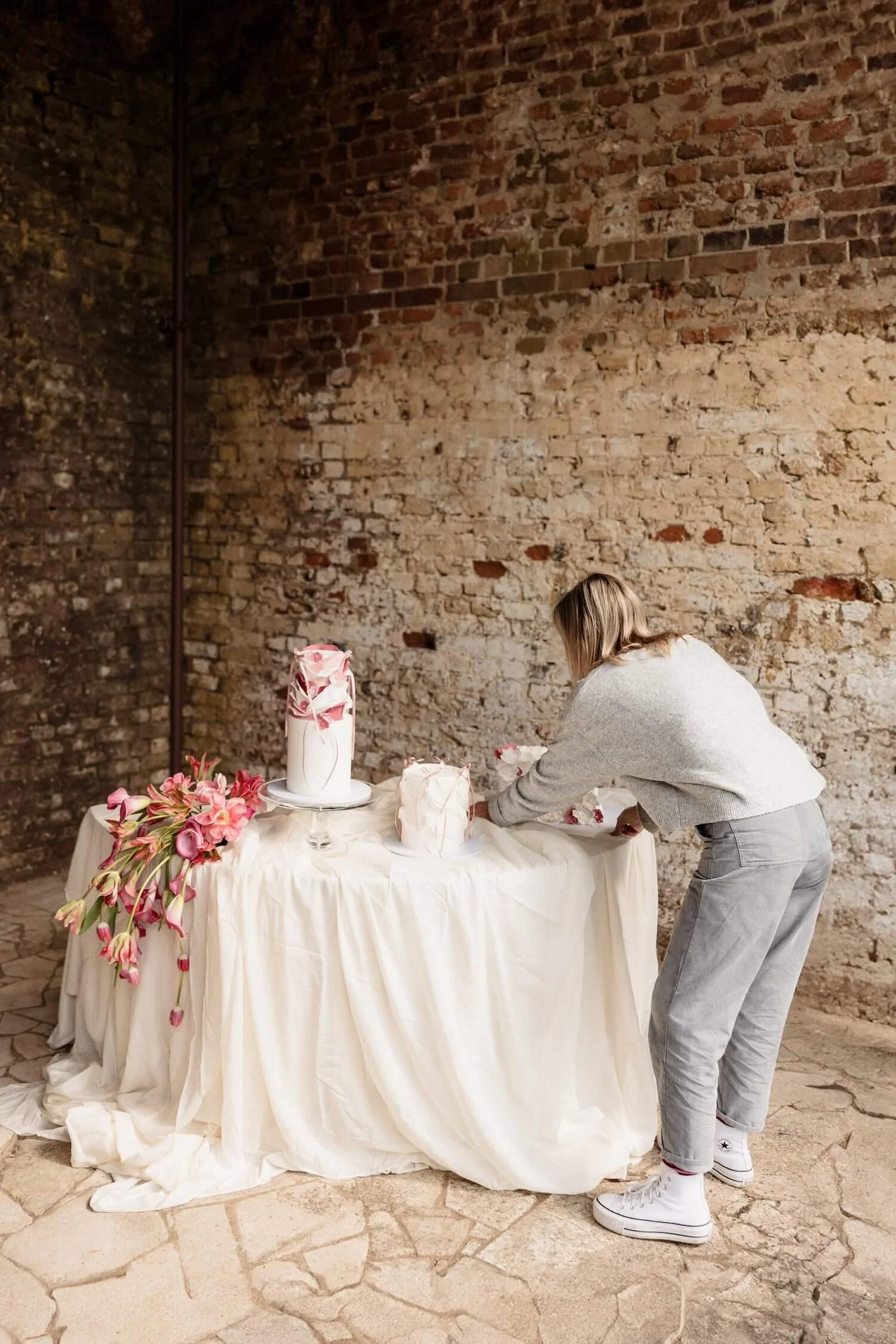 kent-wedding-cake-maker-broome-park-olive-&-mac-38.jpeg