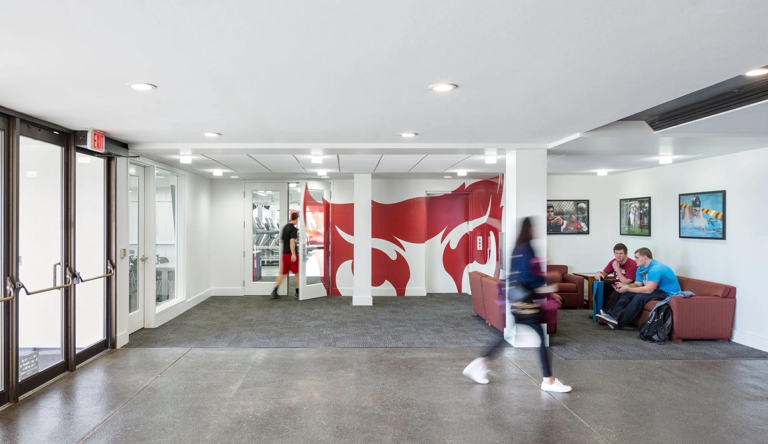 WU-Sparks-JoshPartee-7983-lobby-crop.jpg