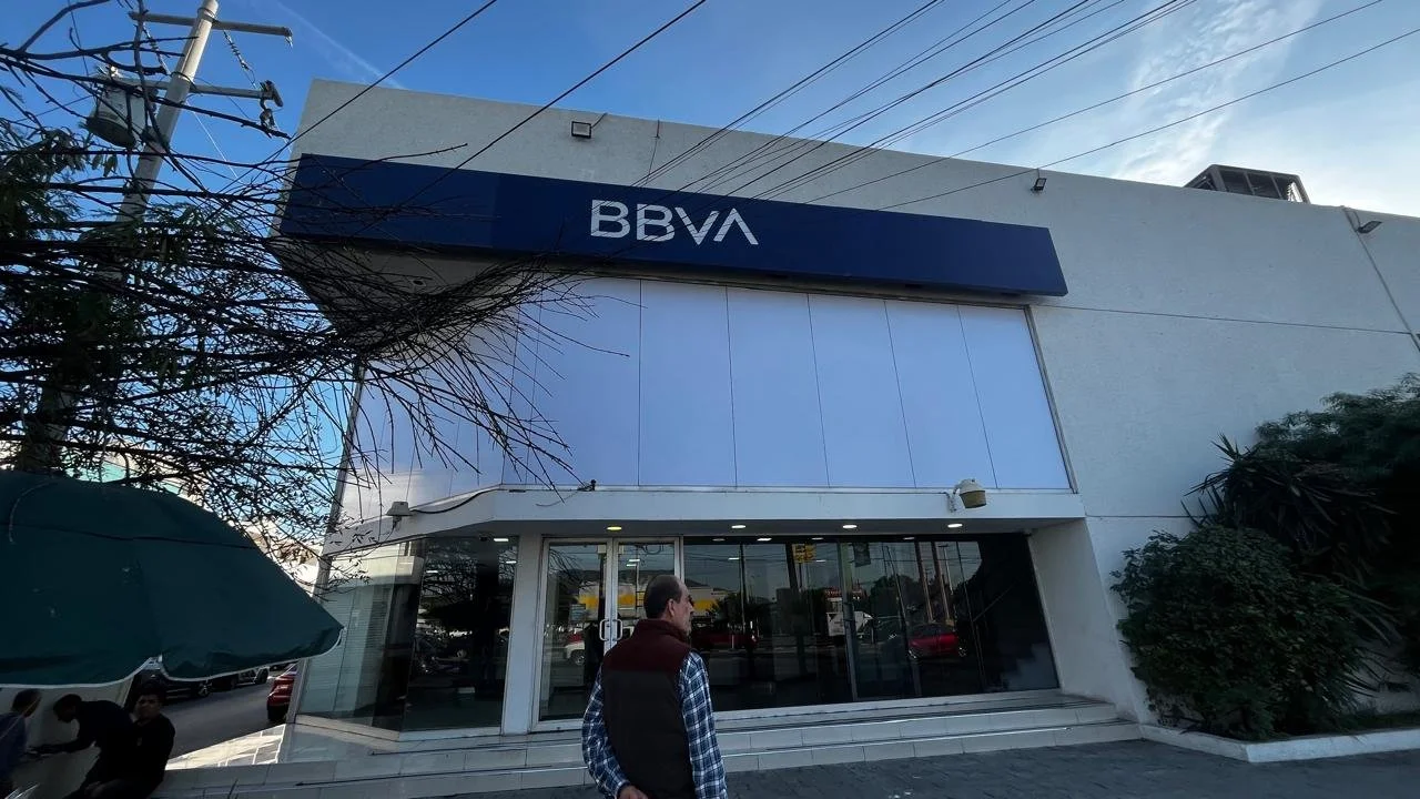 instalación polarizado corporativo