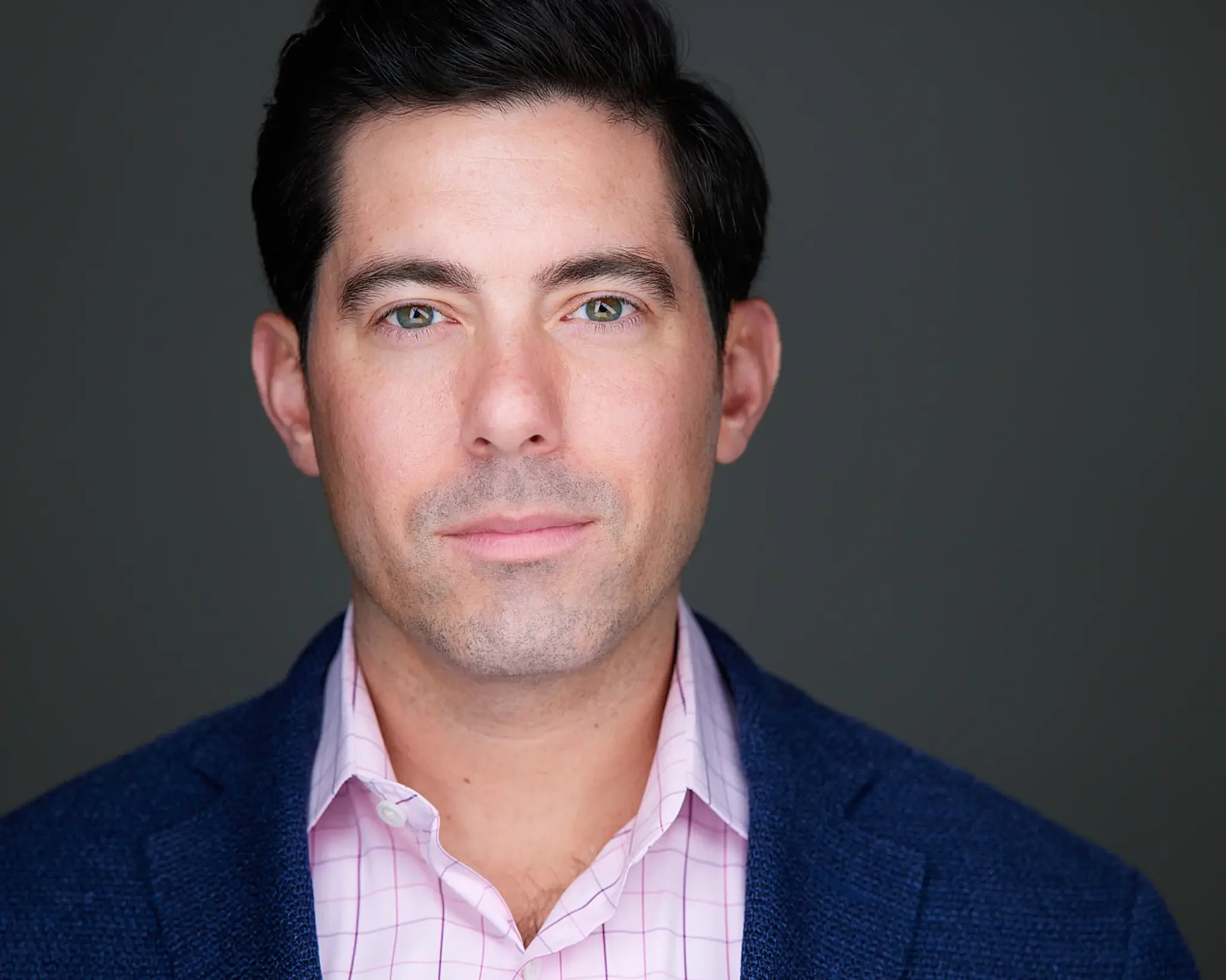 chicago executive portrait of man in a suit