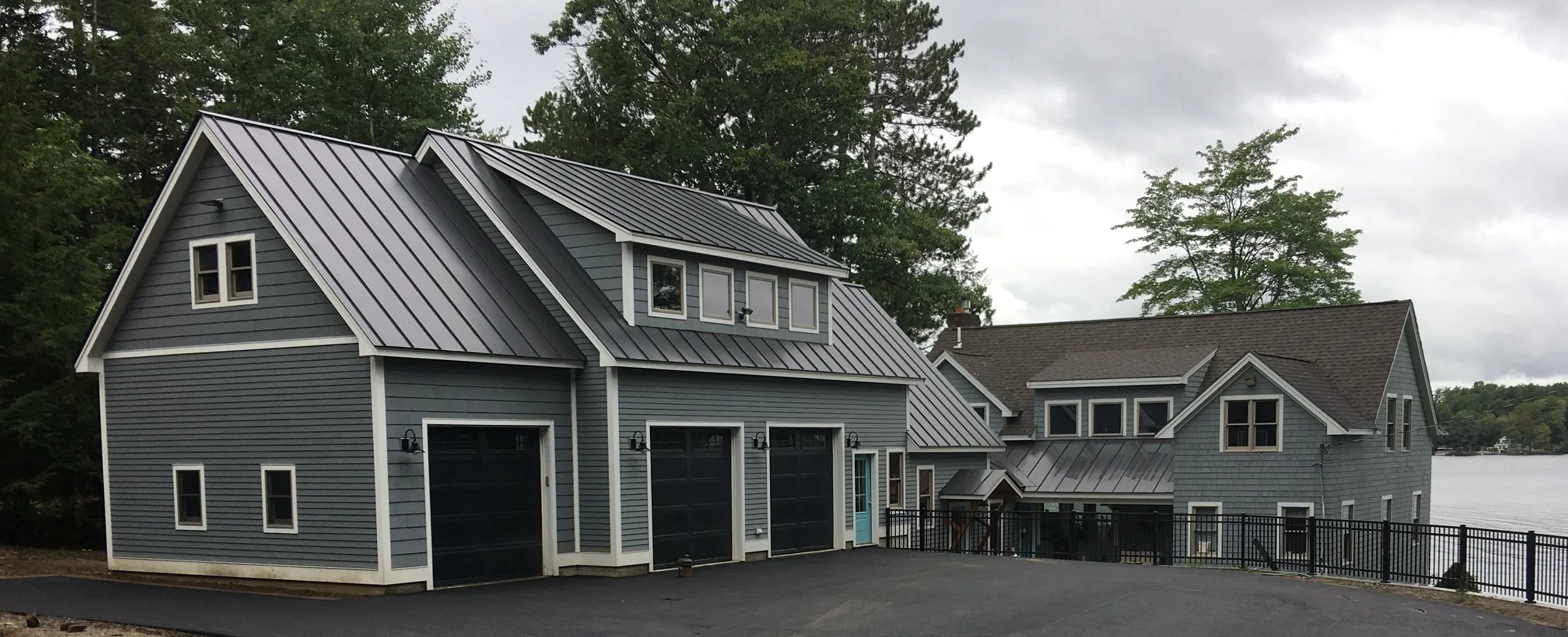 L A K E  -  S I D E  -  S T U D I O