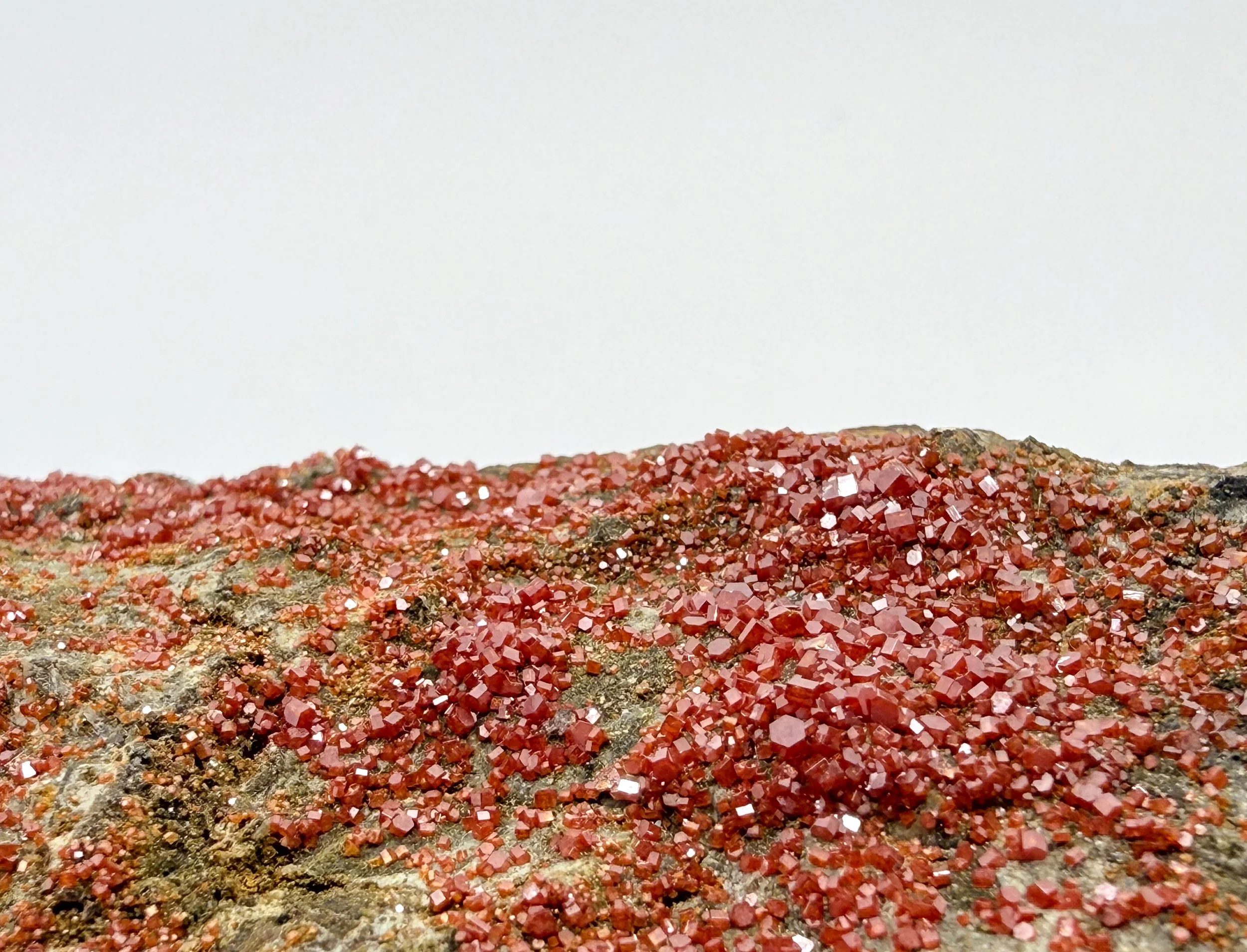 VANADINITE _ MIN00029F.jpg
