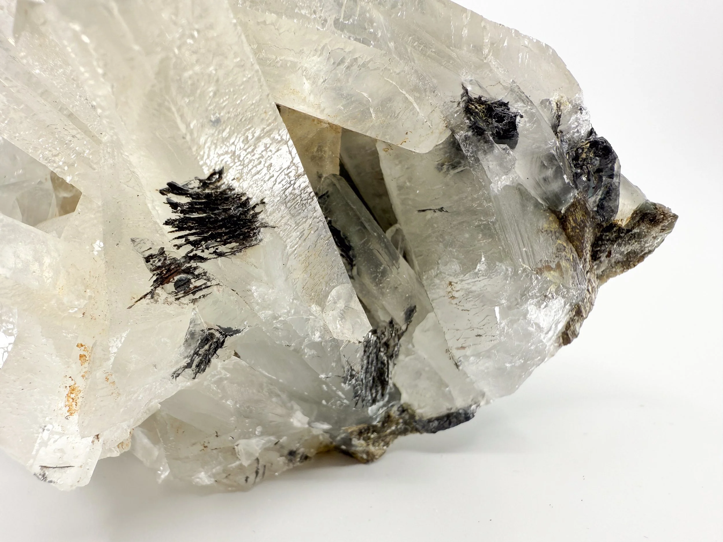 QUARTZ _ MIN00021E.jpg