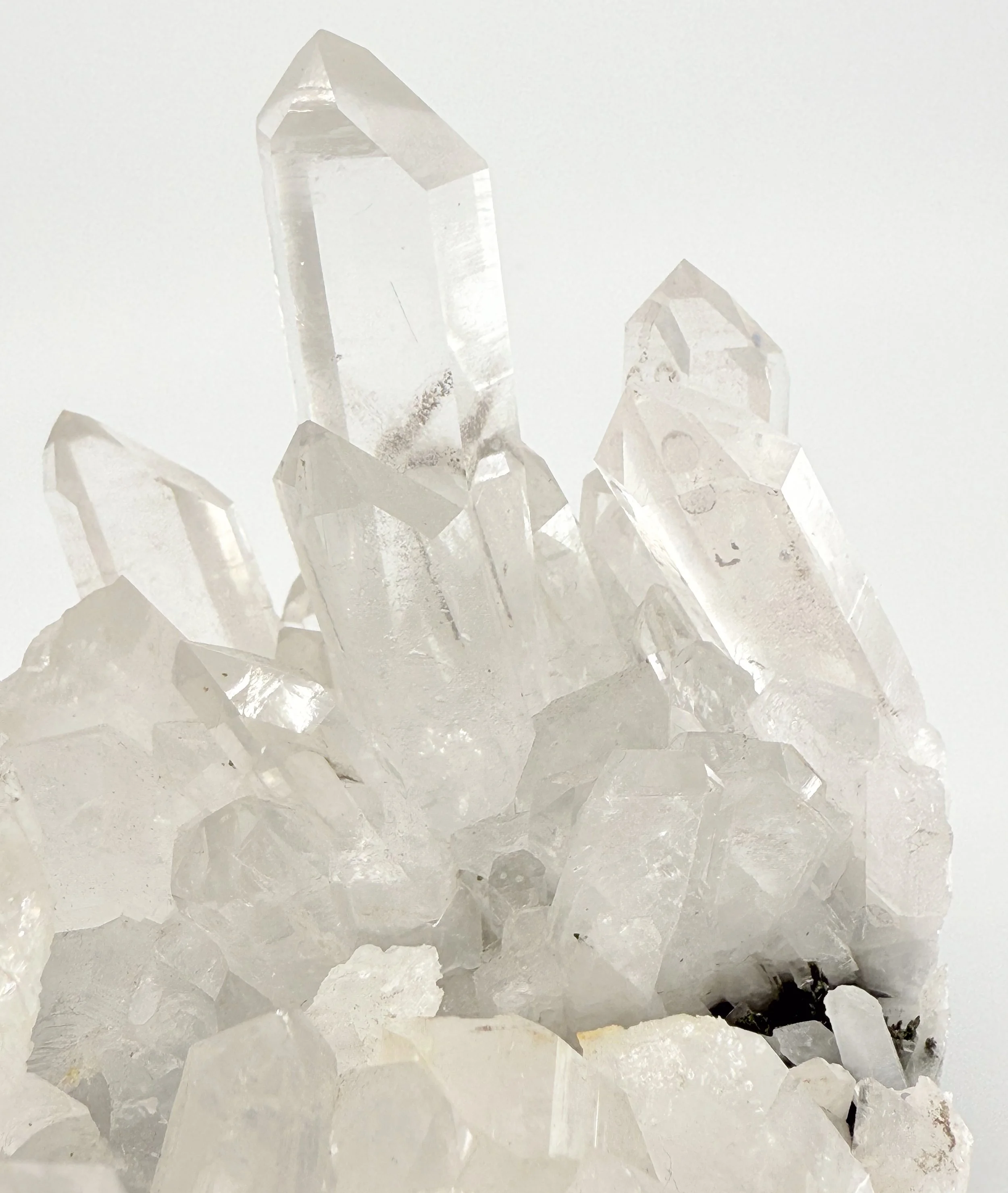 QUARTZ _ MIN00022E.jpg